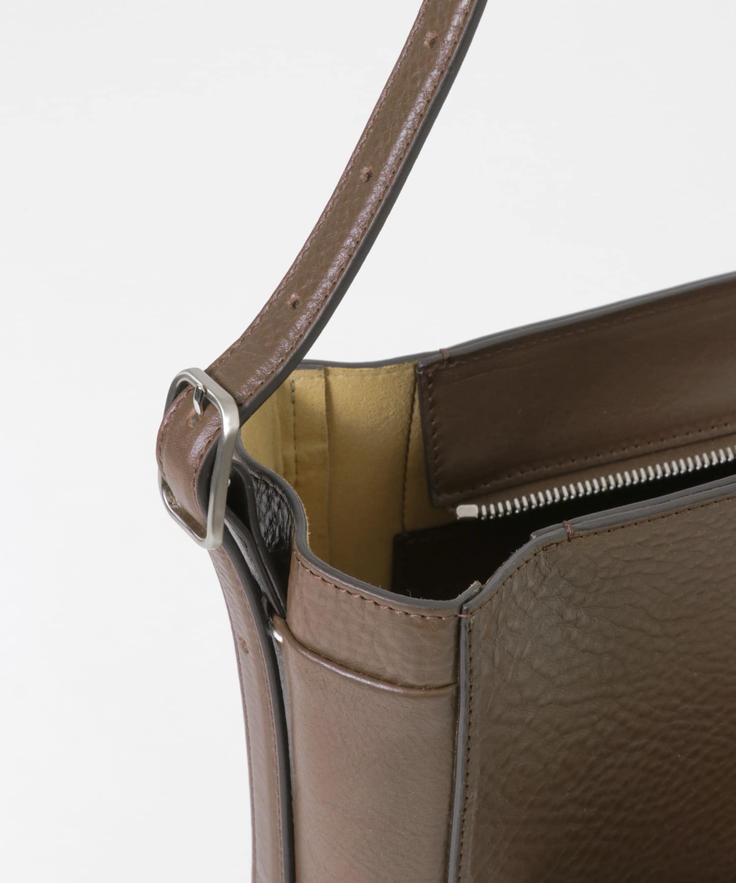 SAGAN VIENNA　NASCH BAG S BROWN one
