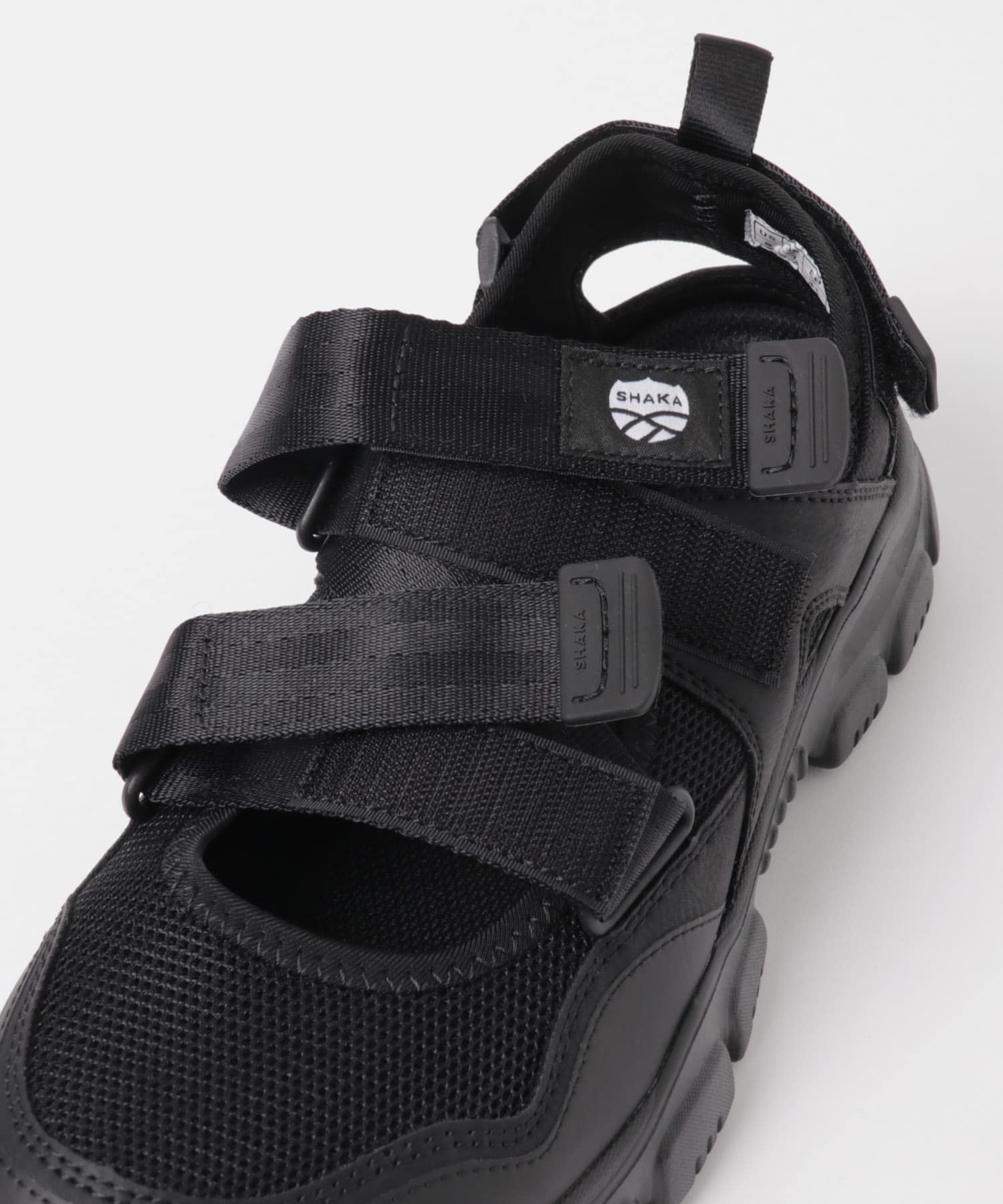 SHAKA　OTTER TRAIL AT BLACK 8