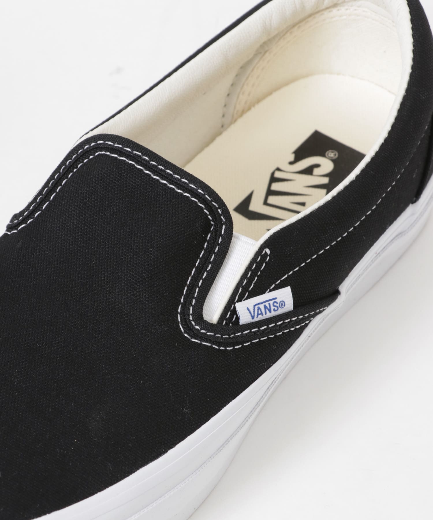 LX BK/WH