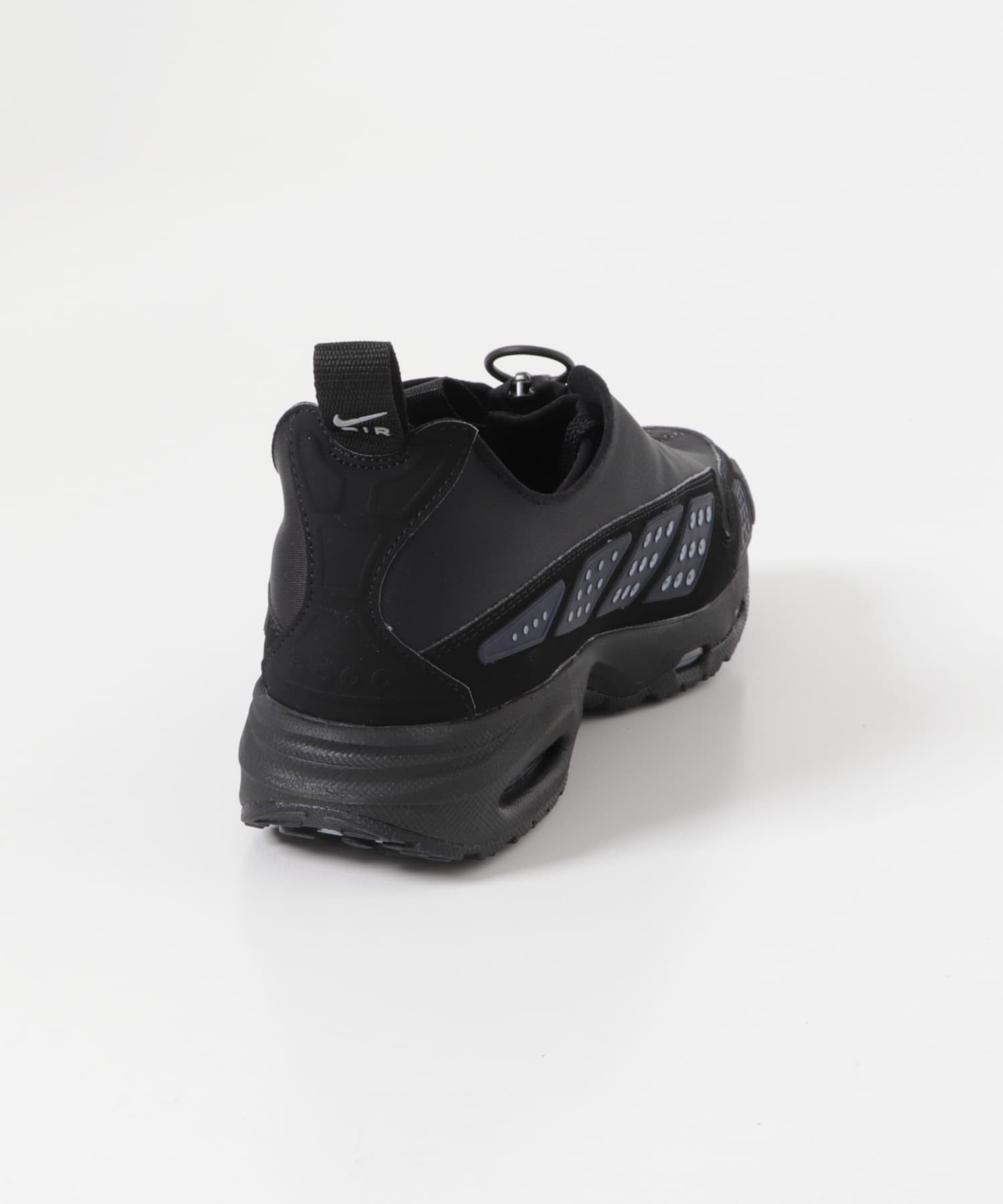 NIKE　エア マックス SNDR ブラック 26
