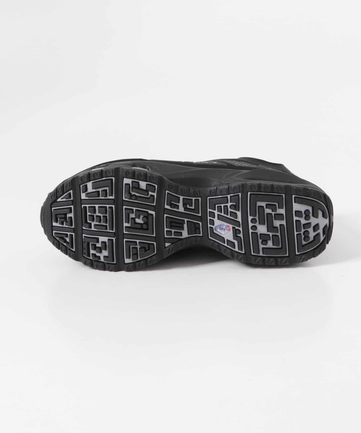 NIKE　エア マックス SNDR ブラック 26