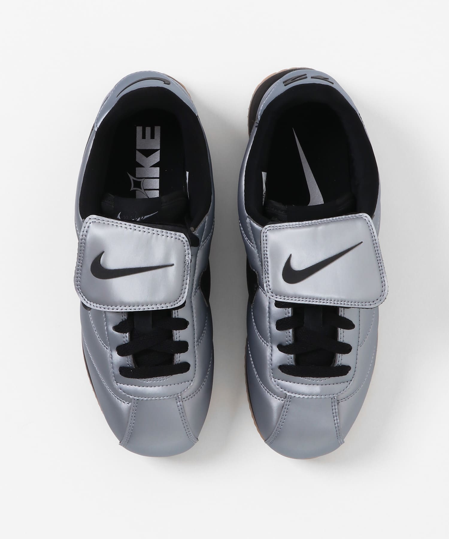 NIKE　コルテッツ SE メタリックグレー 26