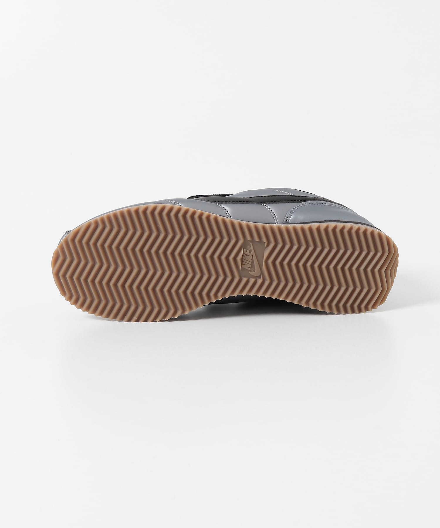 NIKE　コルテッツ SE メタリックグレー 26