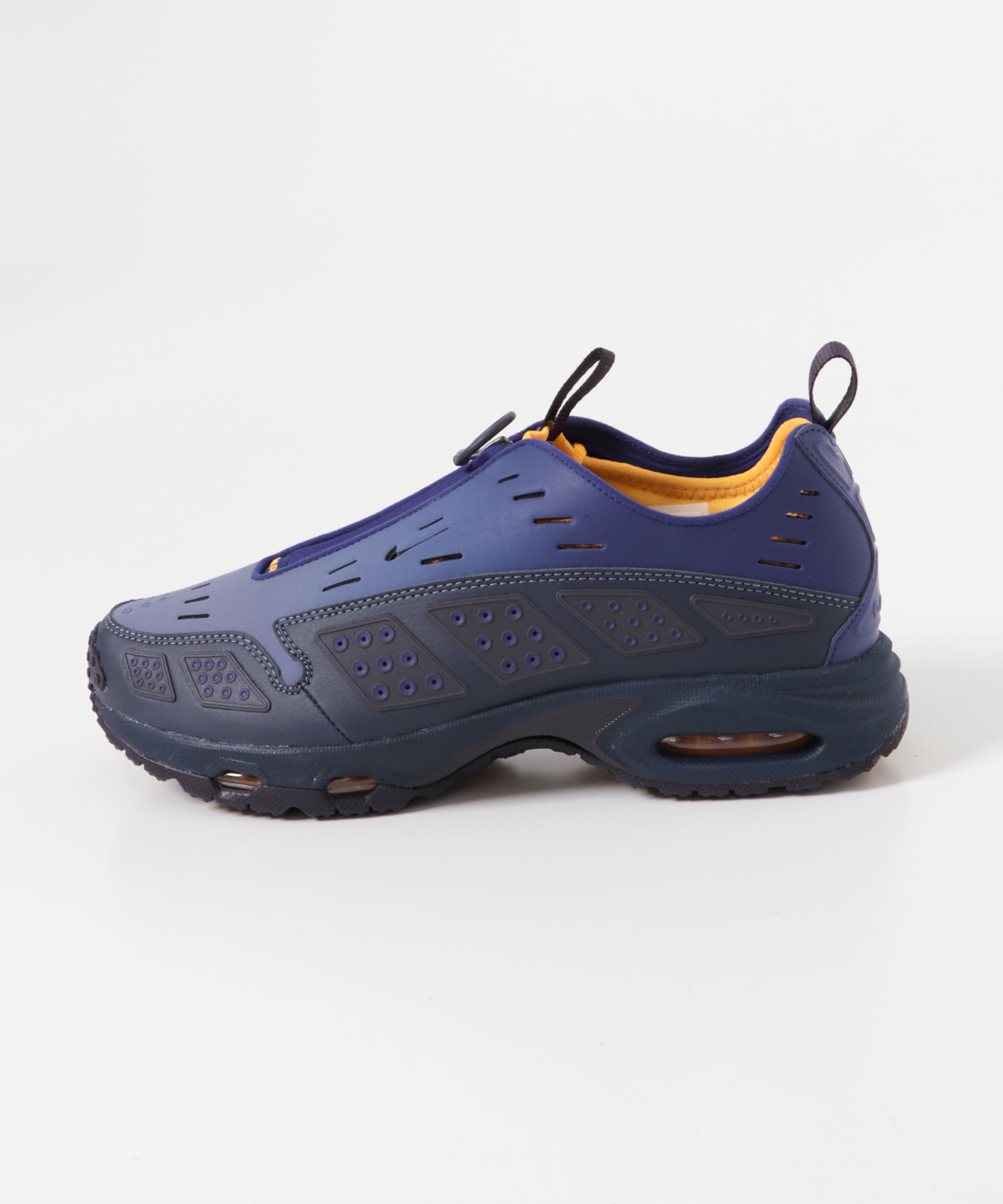 NIKE　エア マックス SNDR SE