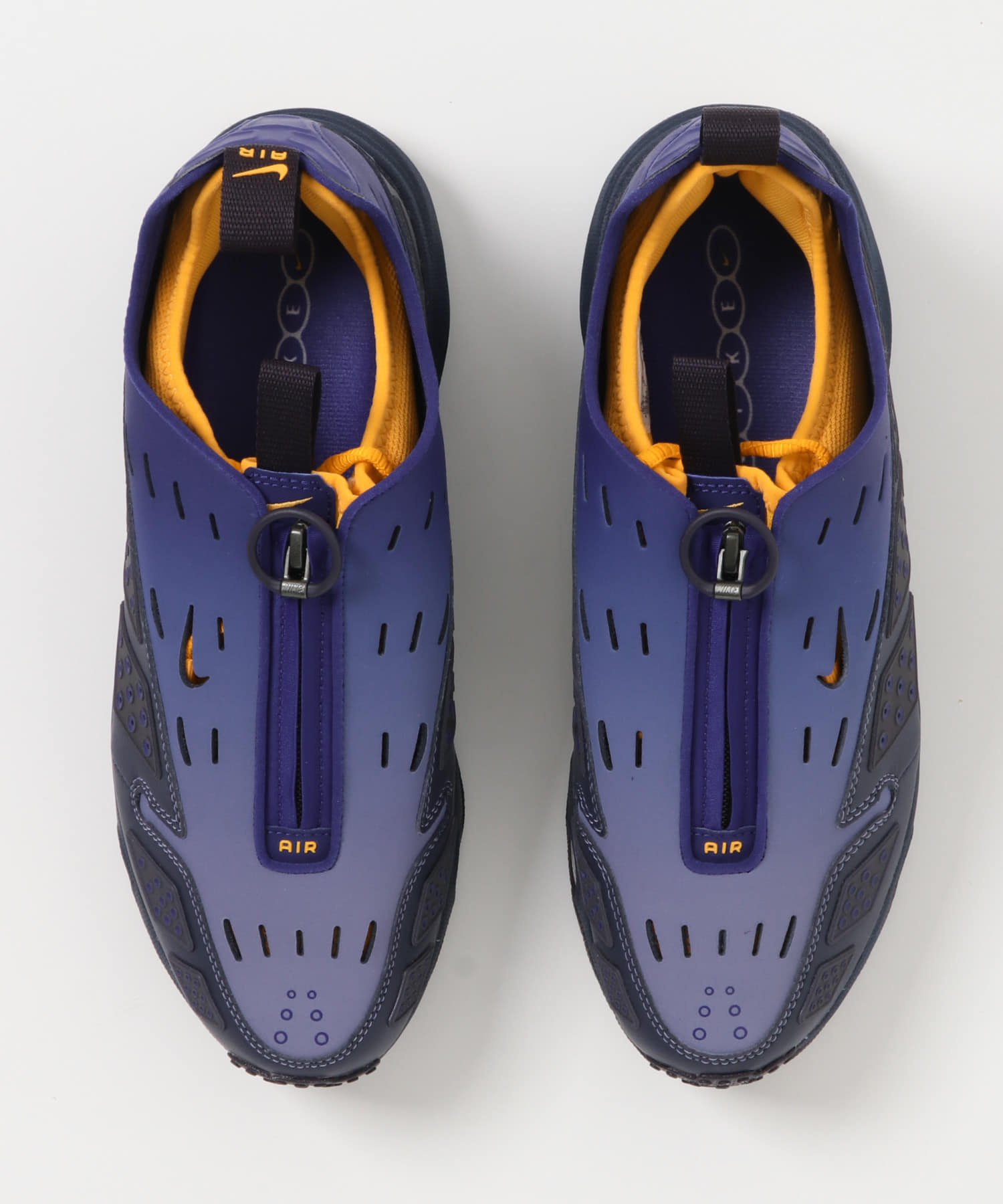 NIKE　エア マックス SNDR SE OBSIDIAN 26