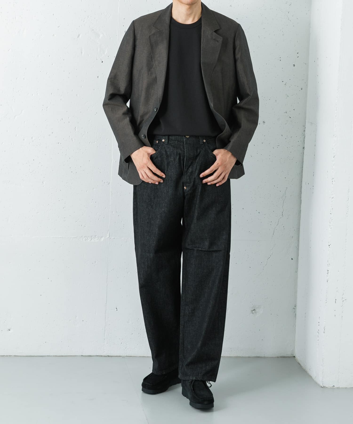身長：185cm サイズ：32