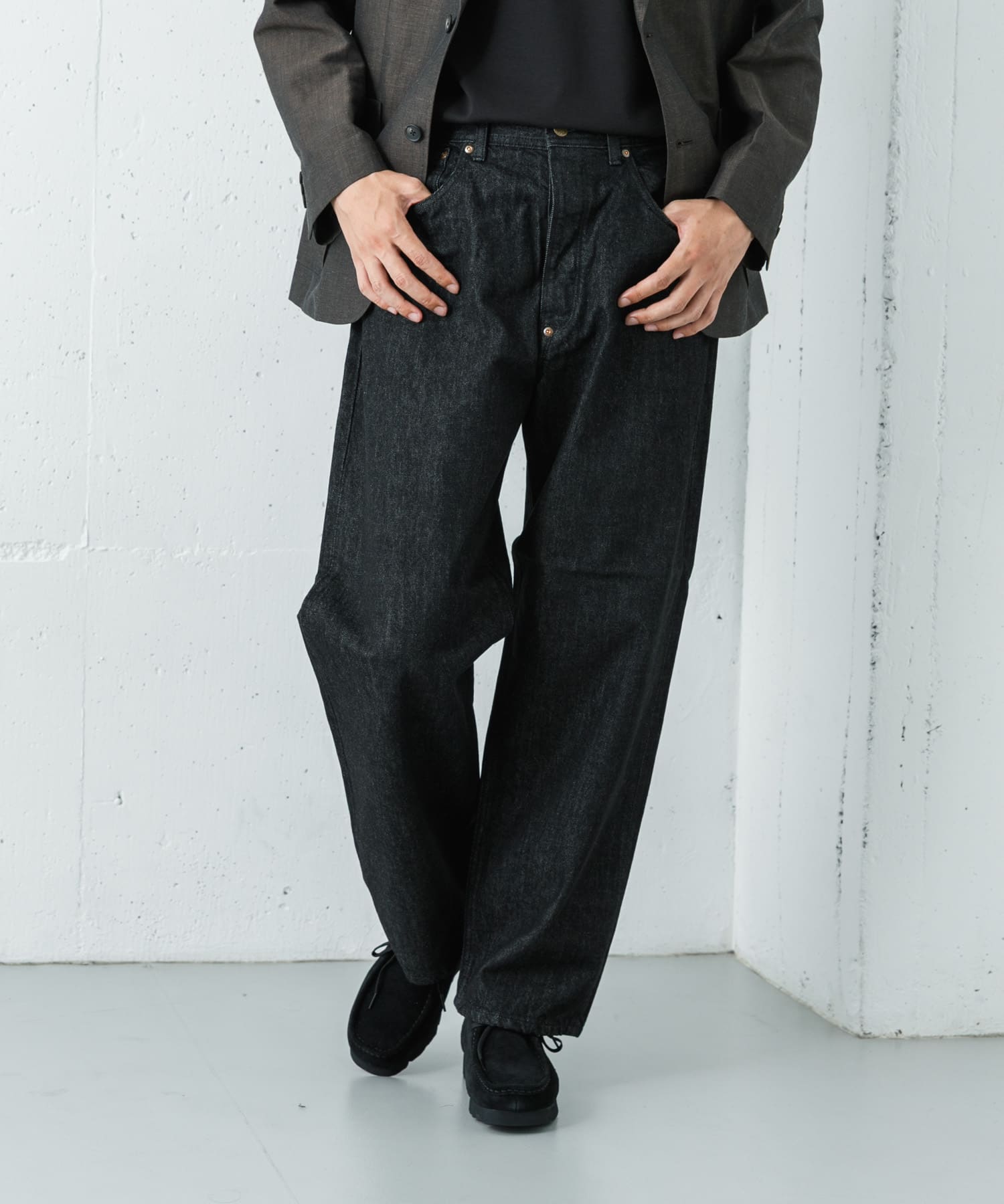 身長：185cm サイズ：32