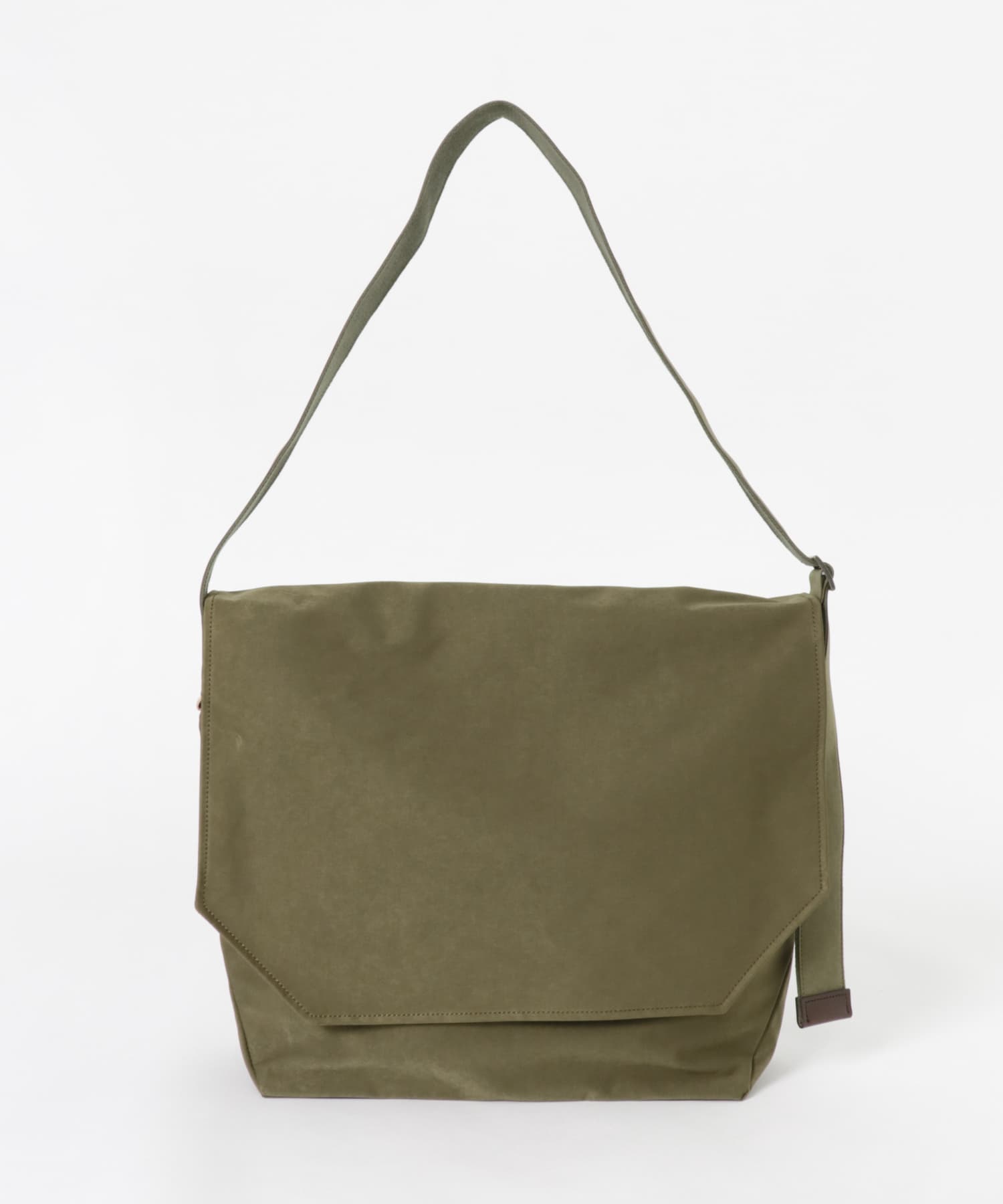 Hender Scheme　flap shoulder big
