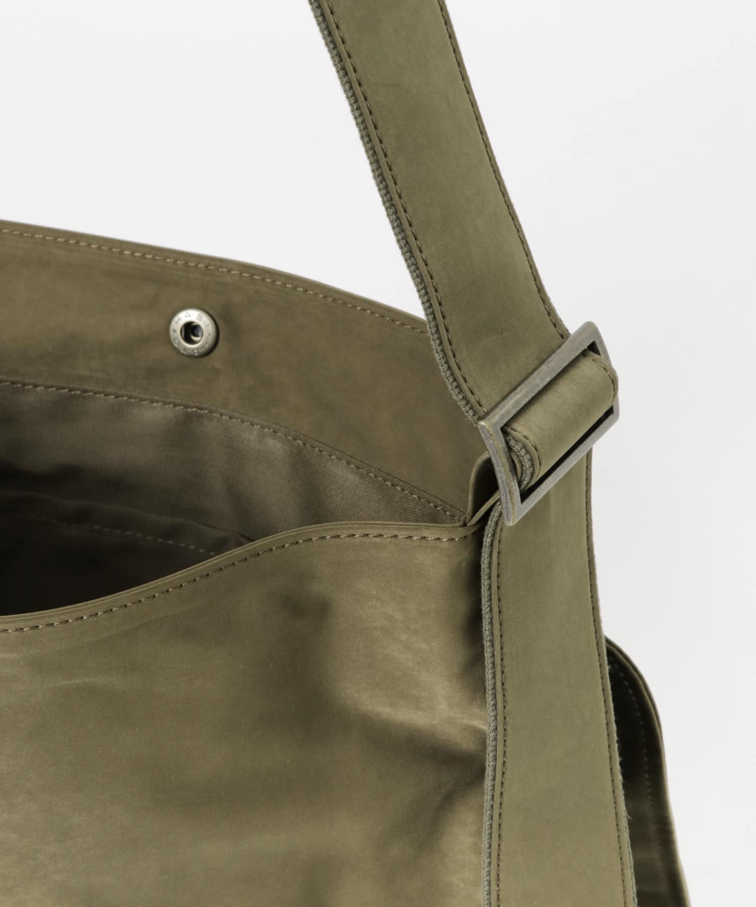 Hender Scheme　flap shoulder small khaki FREE