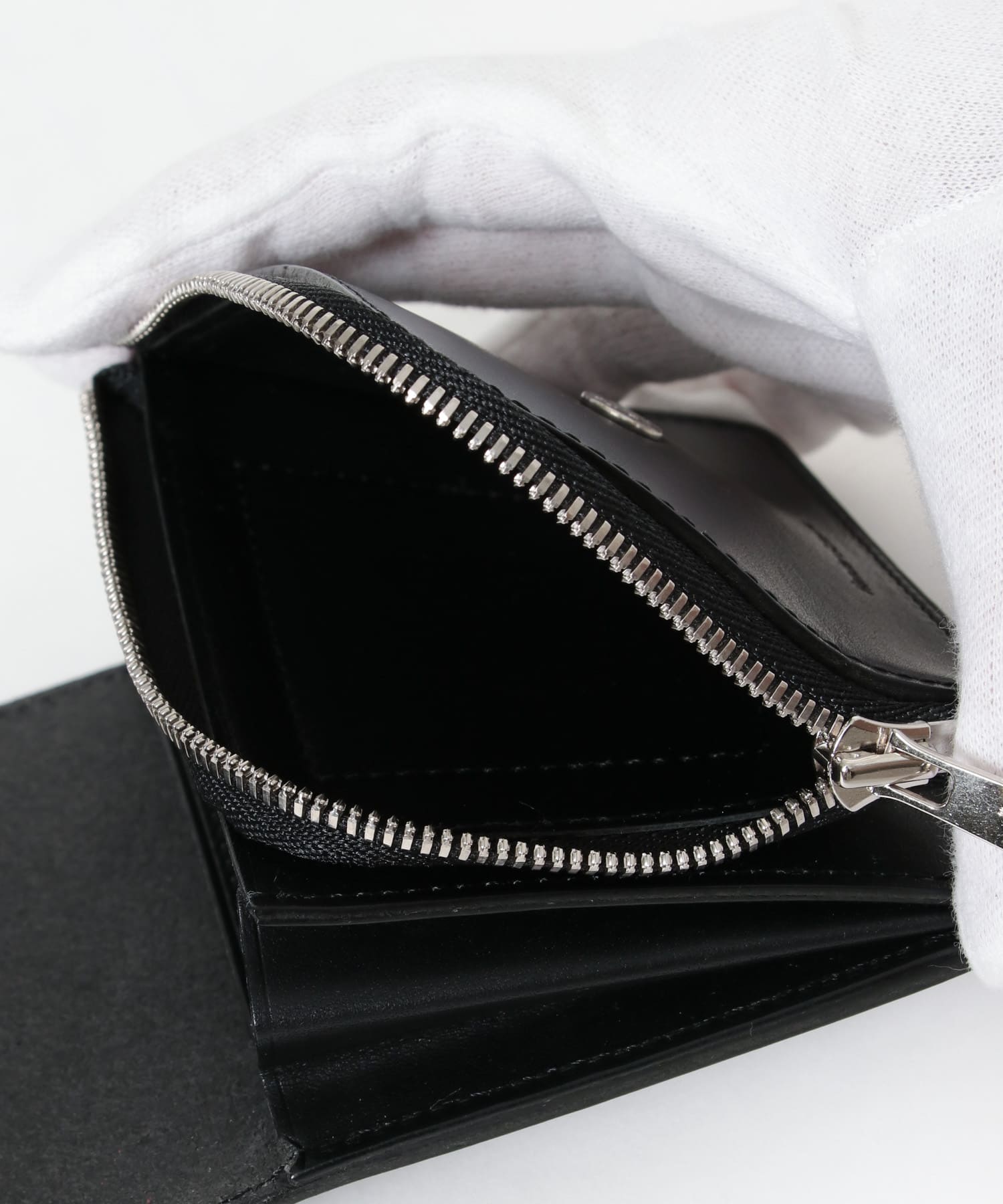 Hender Scheme　billfold black FREE