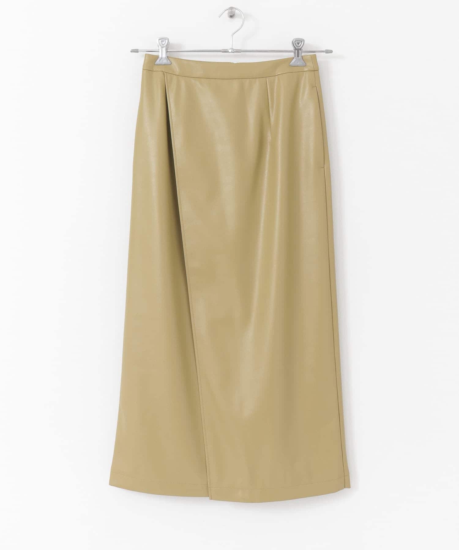 フェイクレザーラップ風タイトスカート