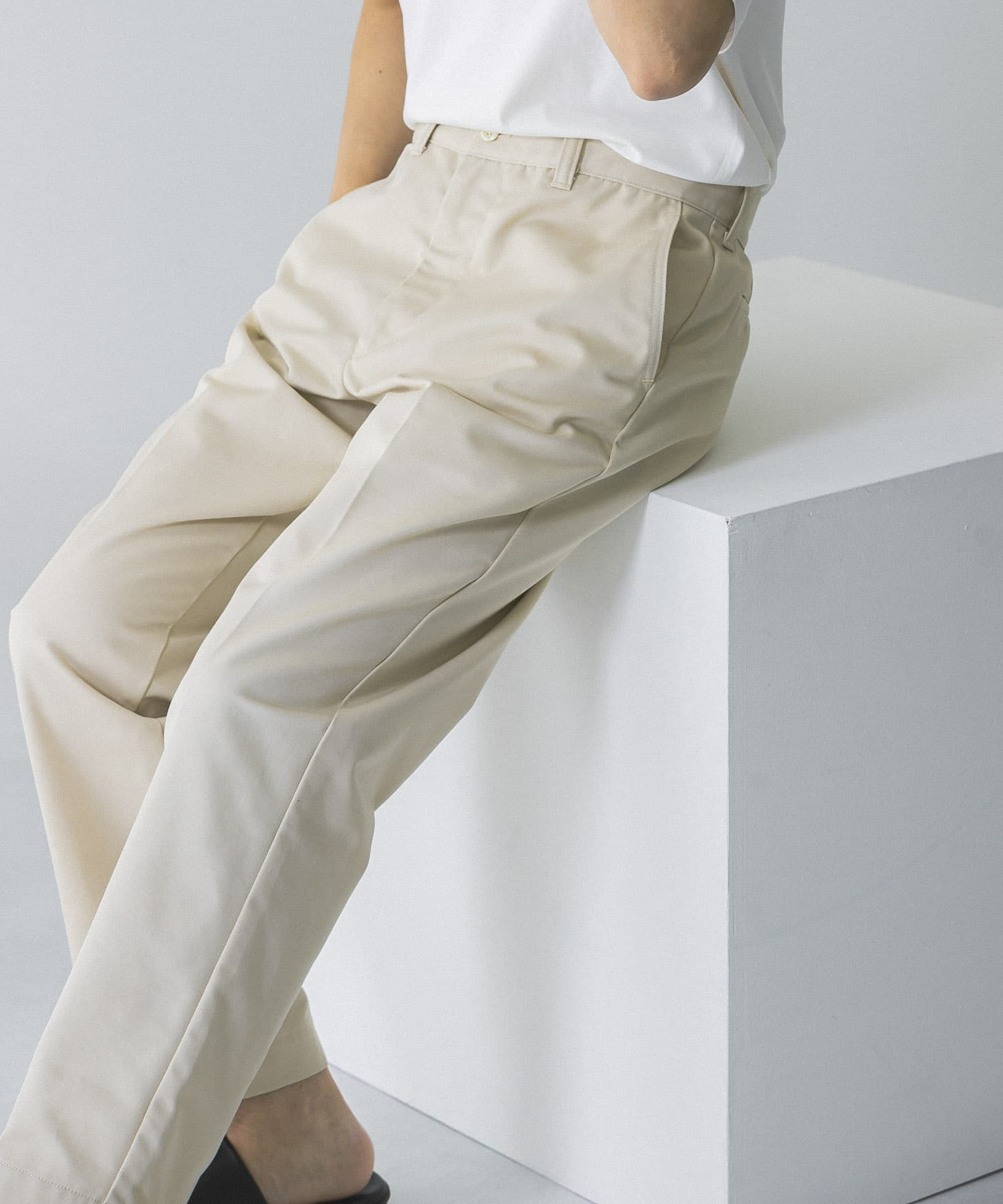 SAND BEIGE