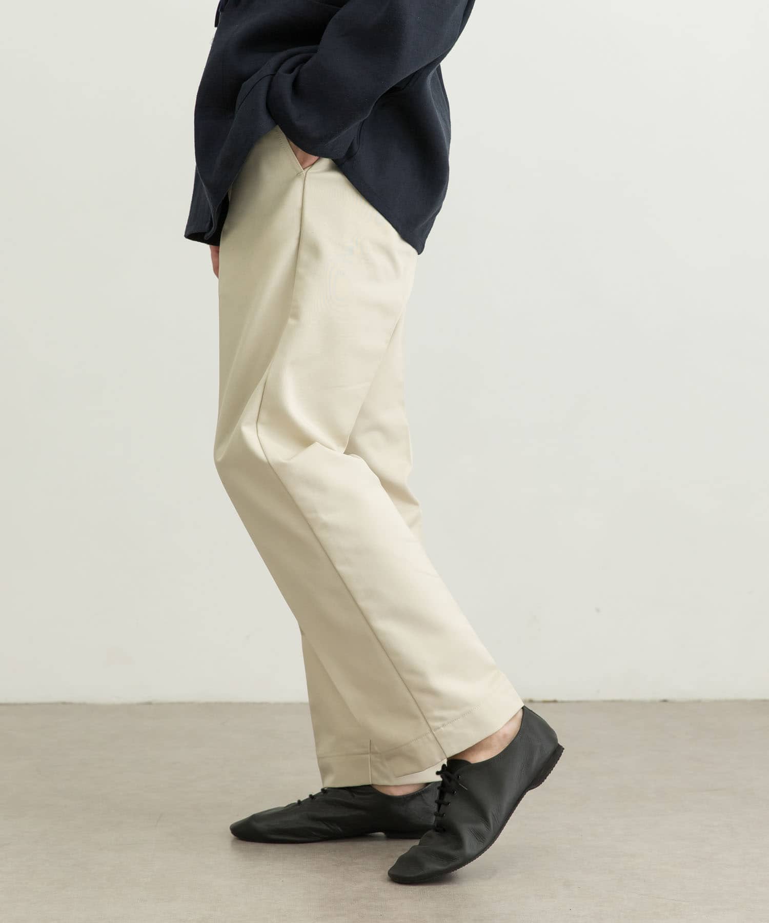 SAND BEIGE