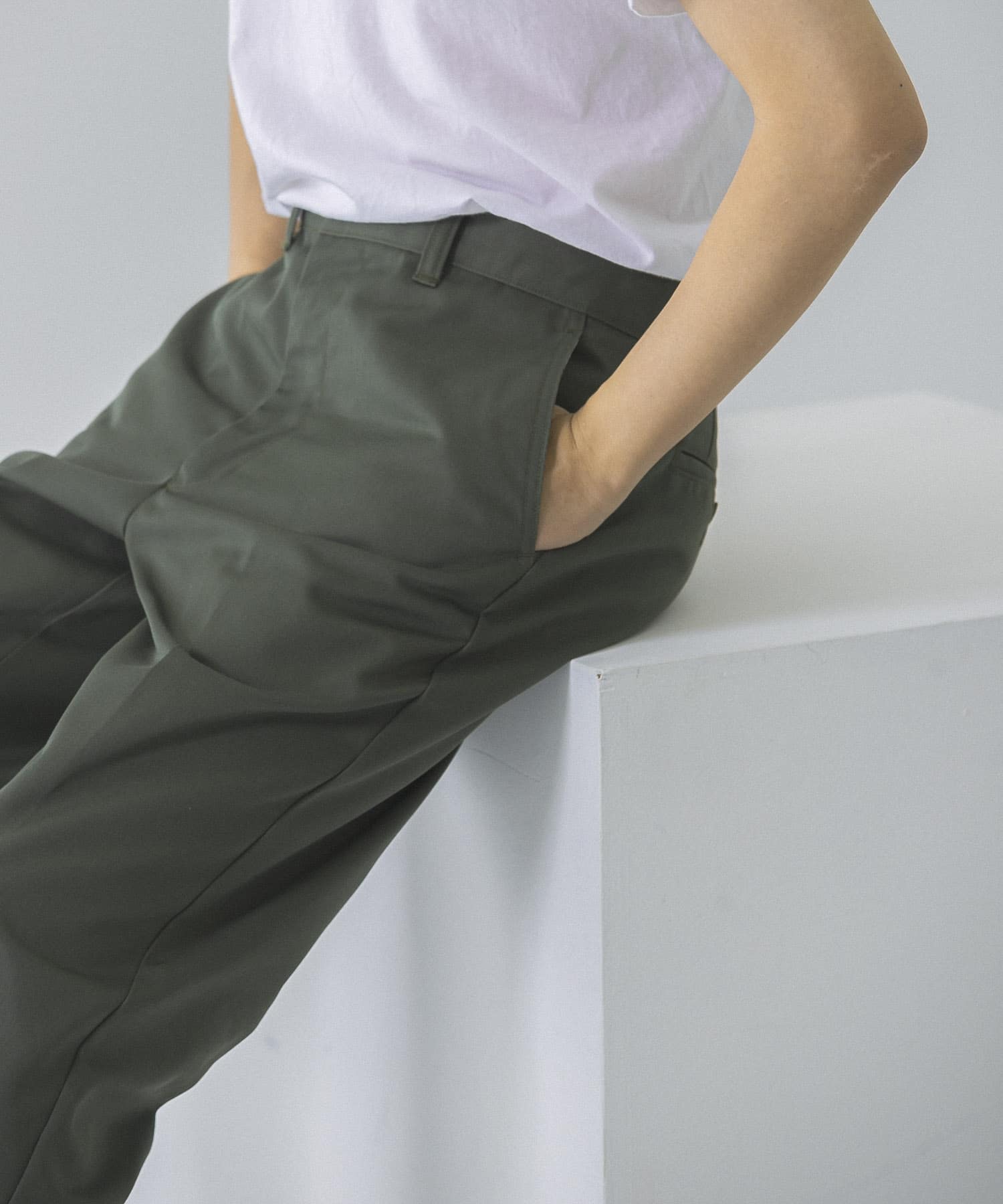 KHAKI