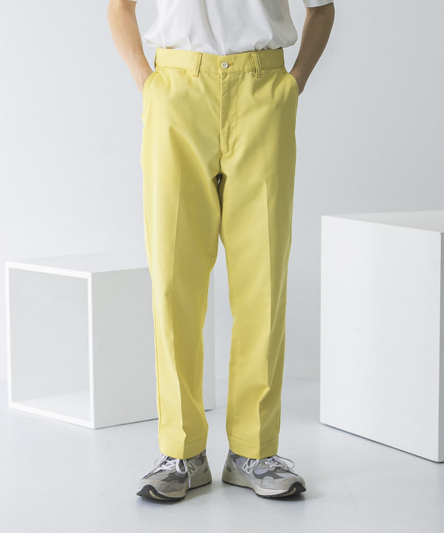 YELLOW