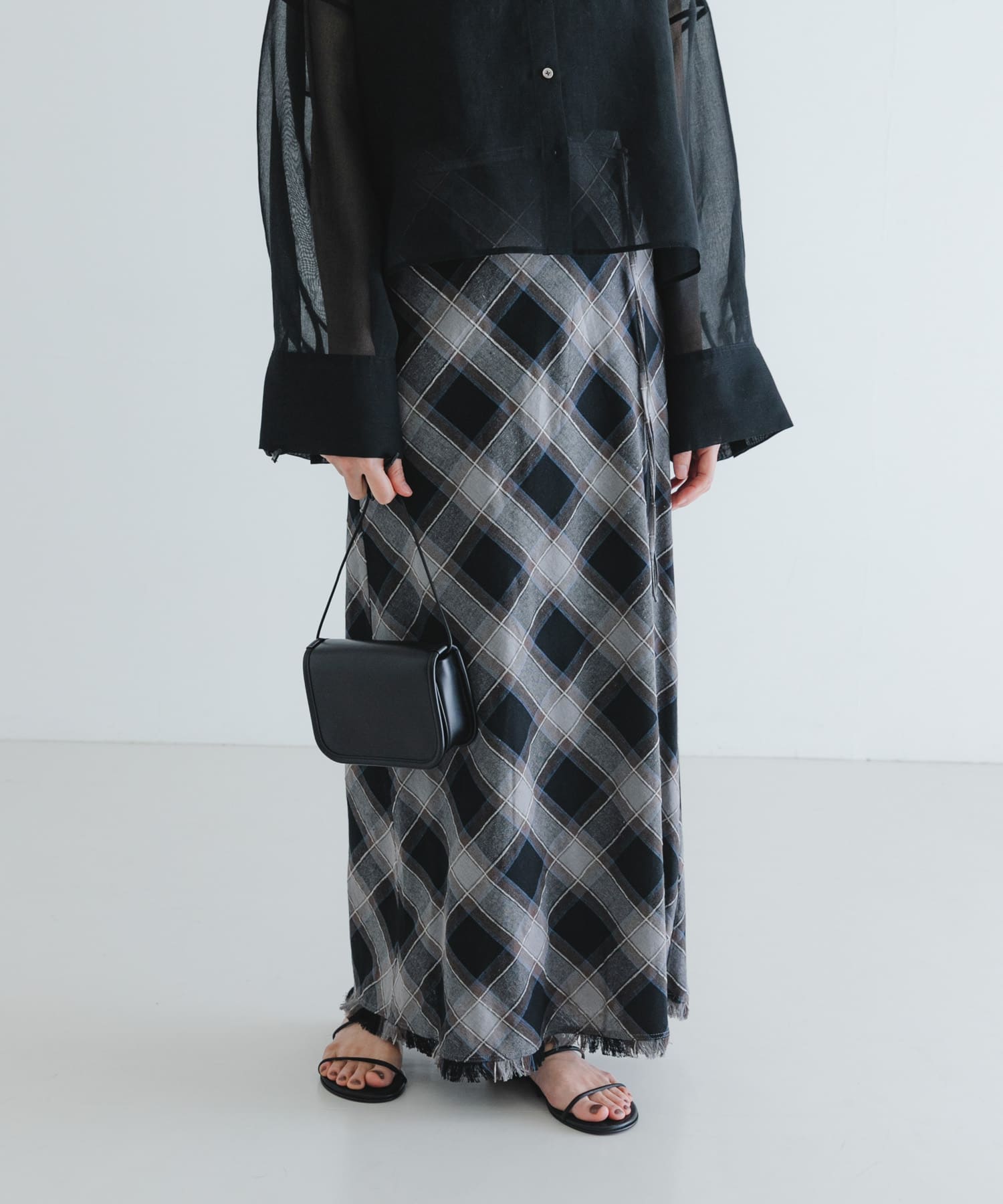 BLK×BRN
