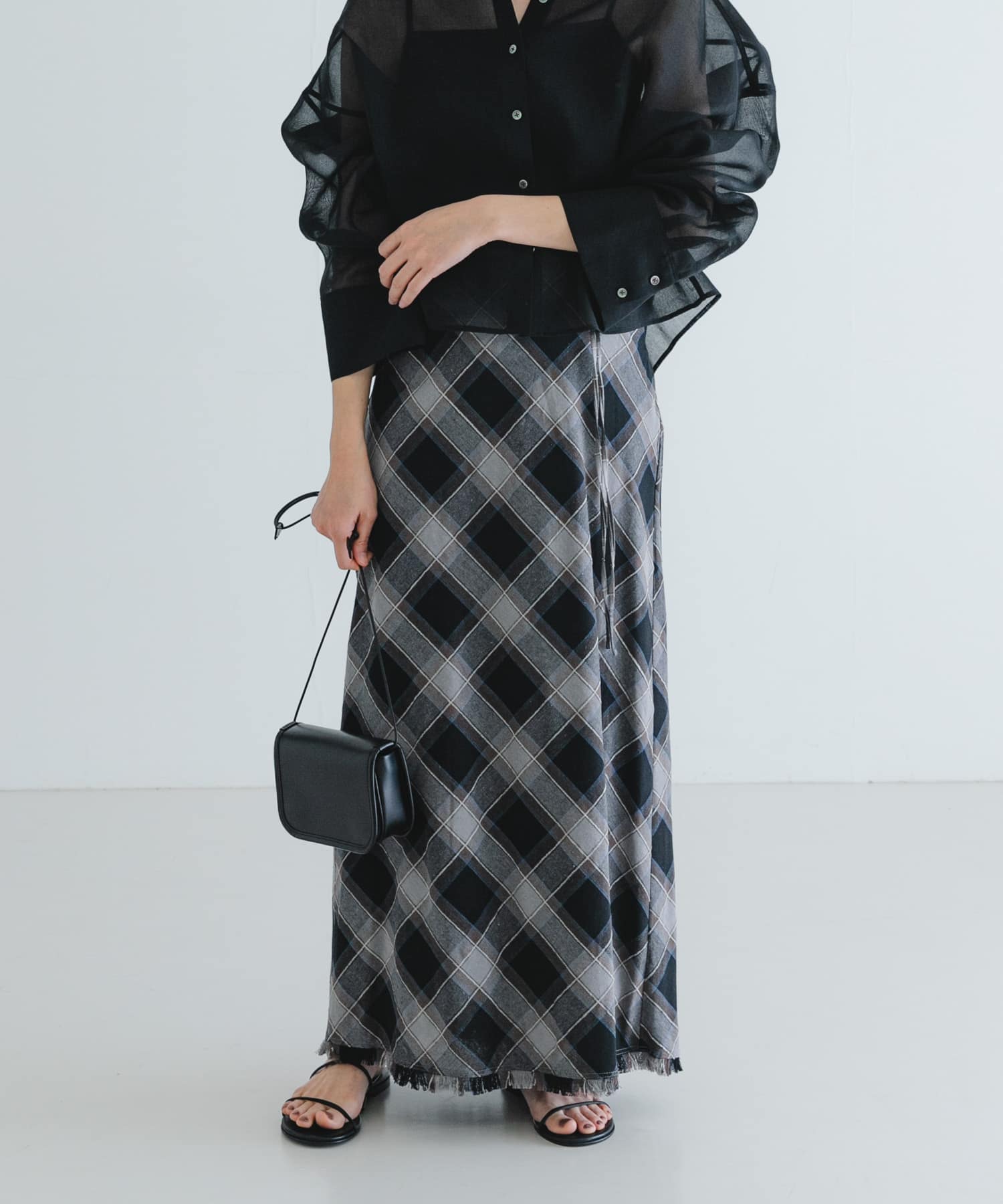 BLK×BRN
