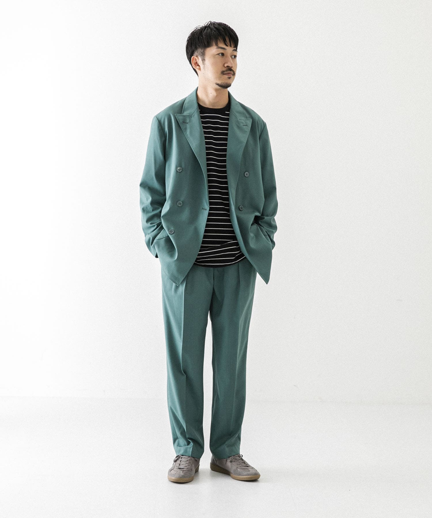 GREEN