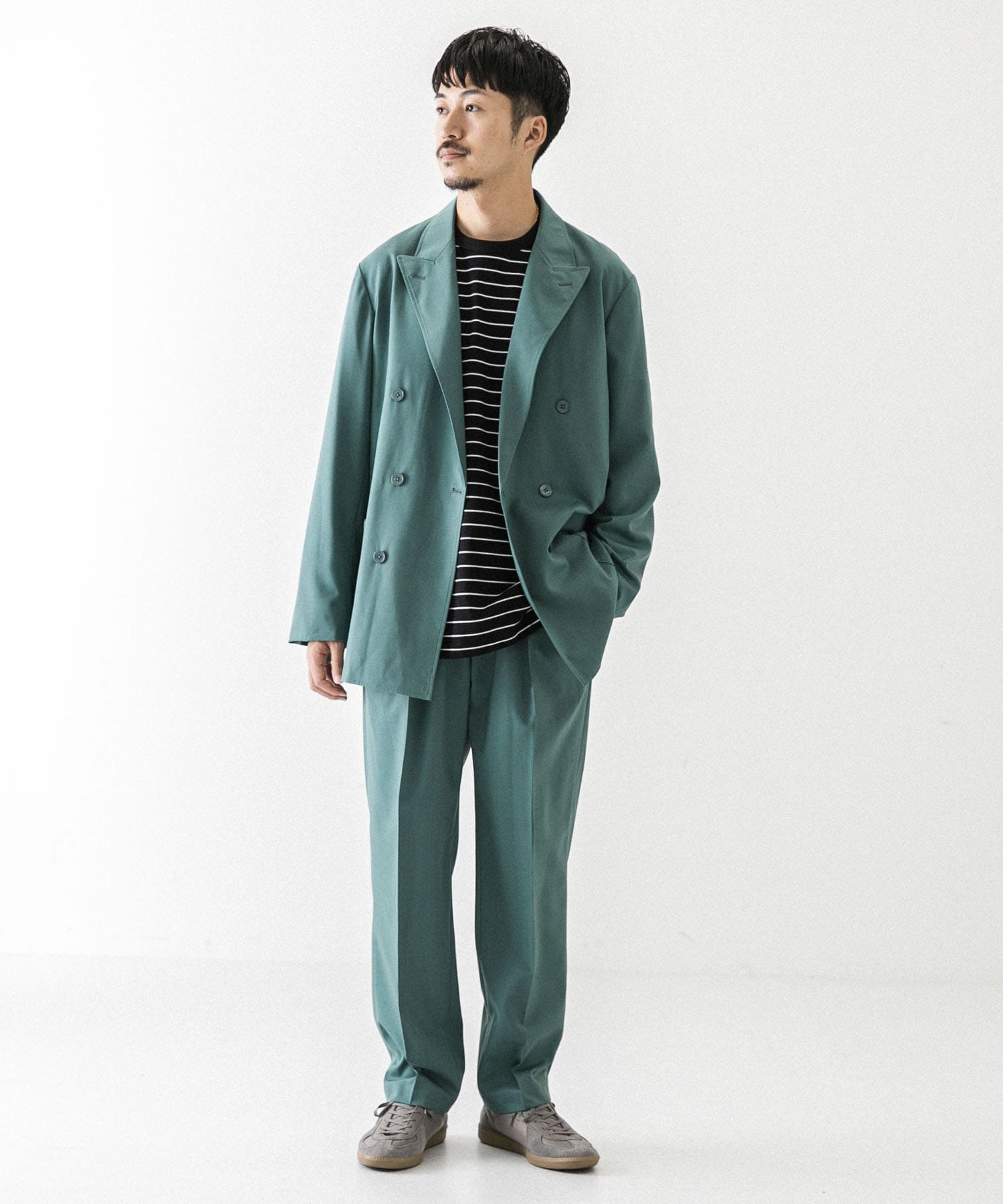 GREEN