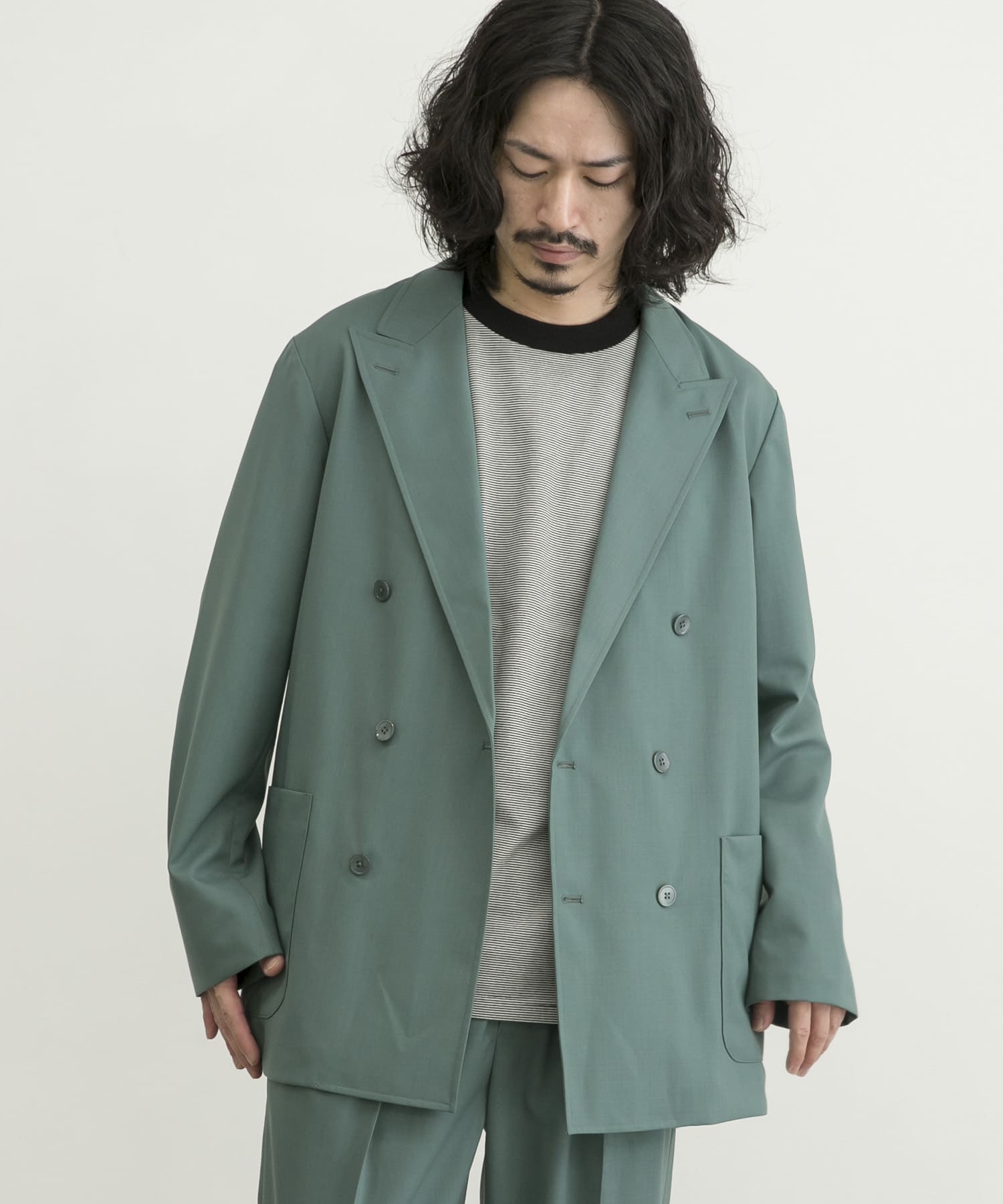 GREEN