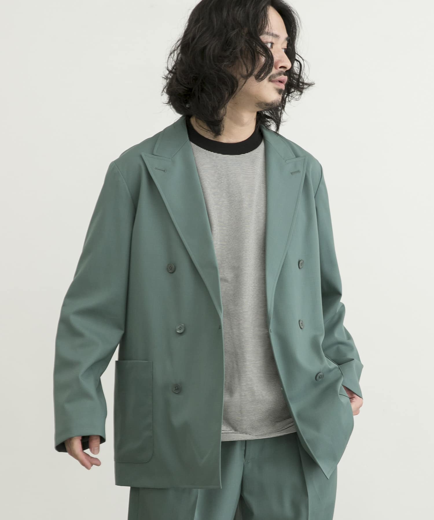 GREEN