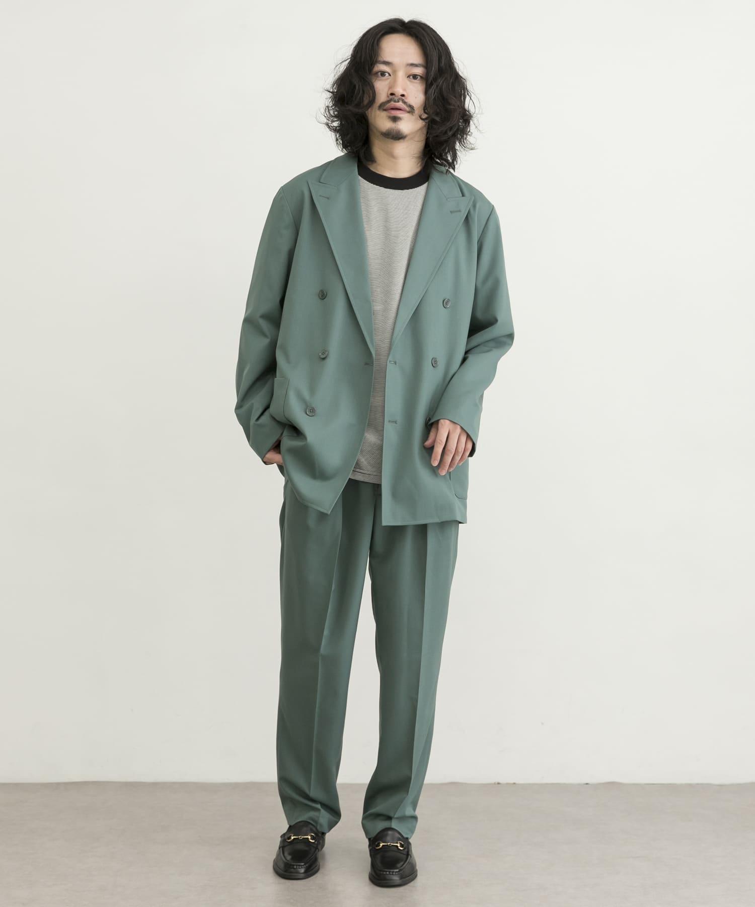 GREEN