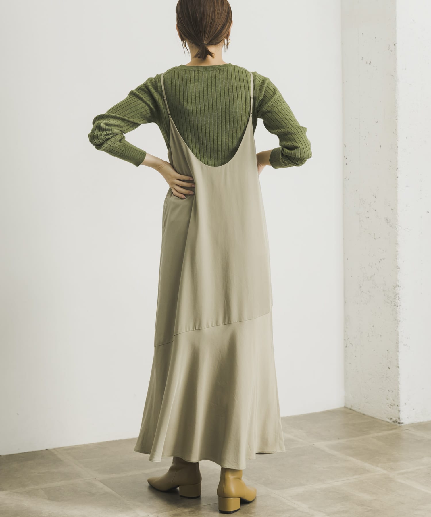 SAND BEIGE