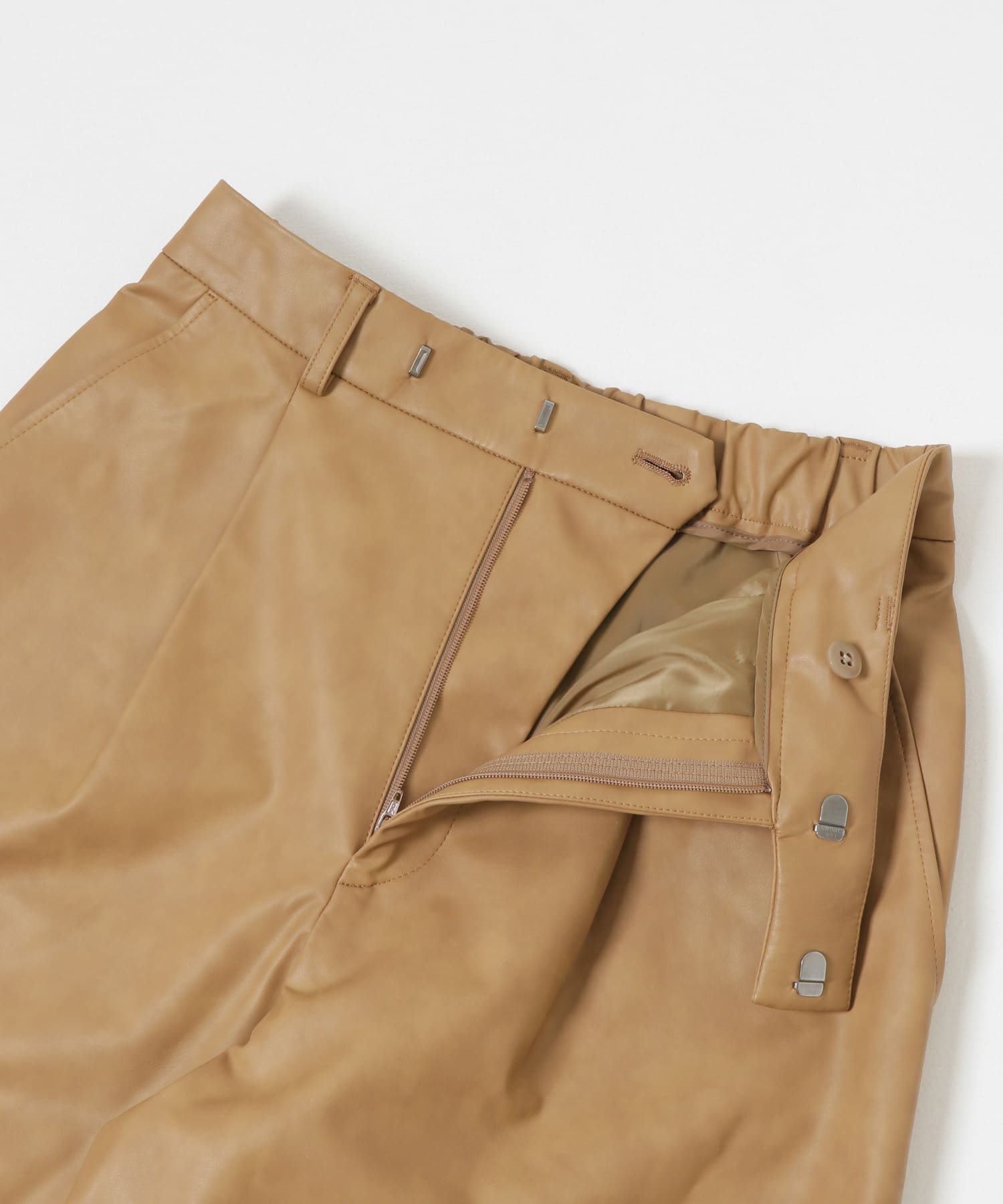 フェイクレザーハーフパンツ CAMEL 36