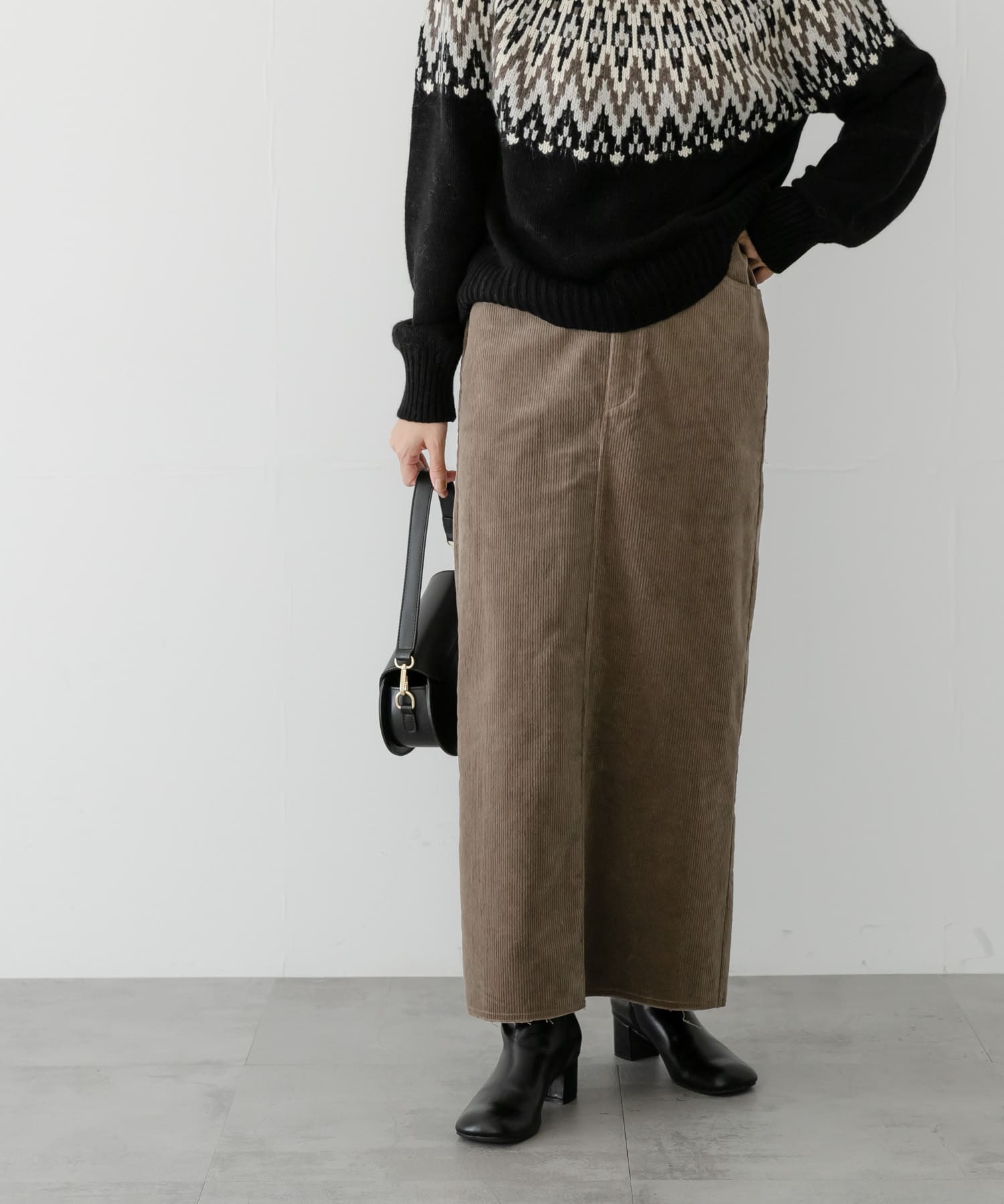 身長：163cm サイズ：38