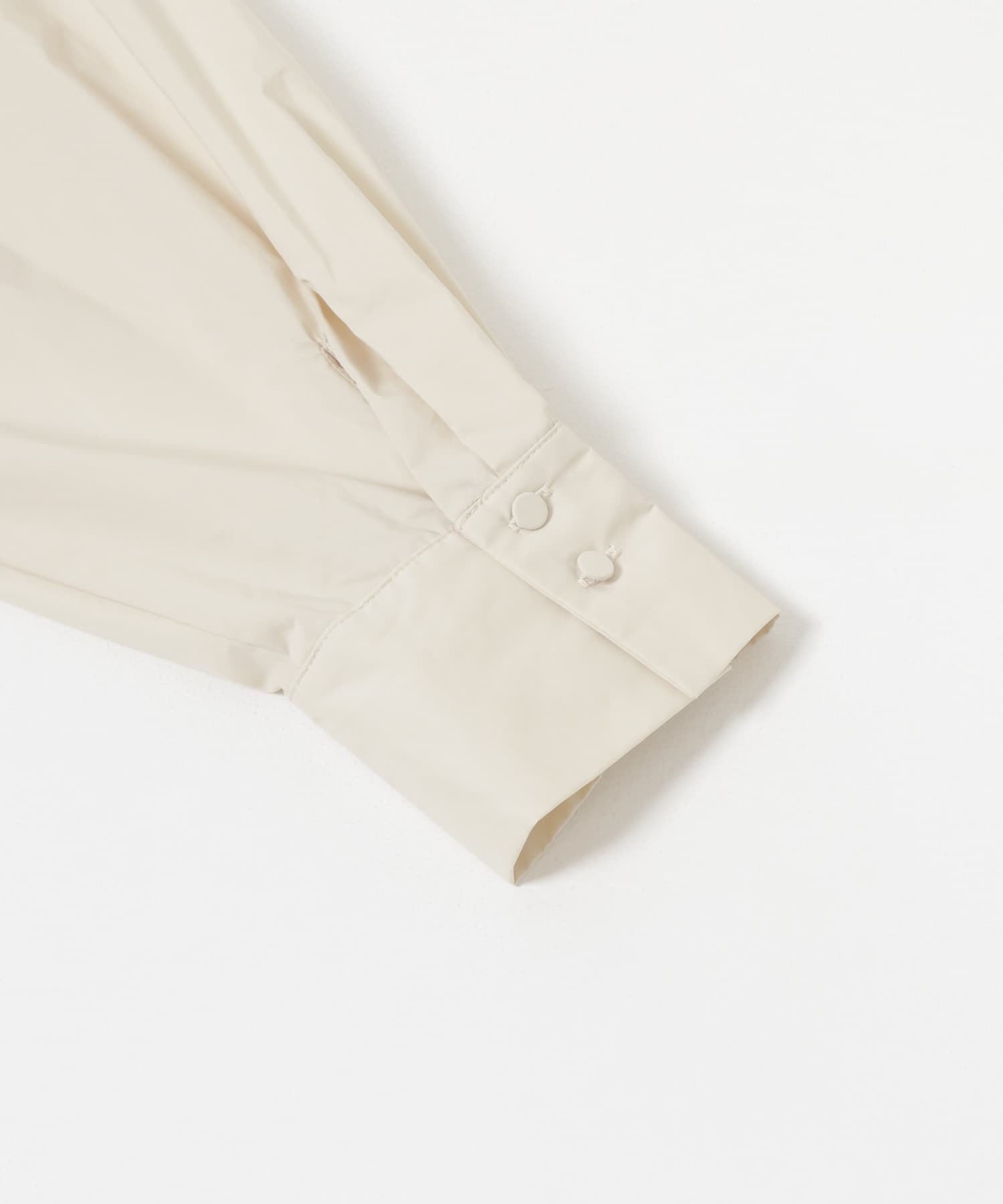L.BEIGE