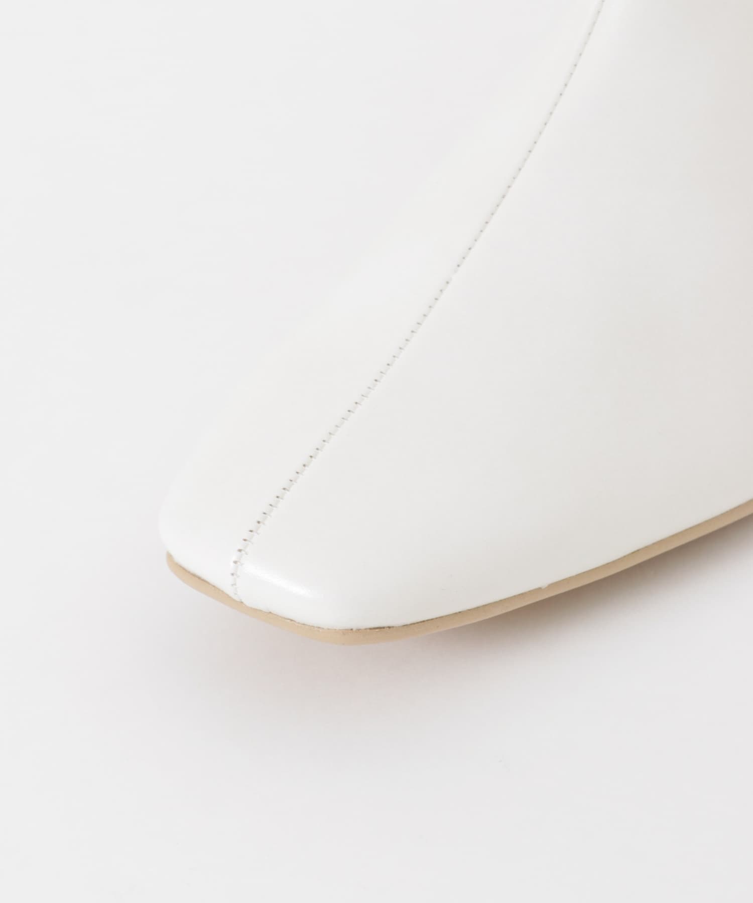 『MADE IN JAPAN』スクエアトゥブーツ IVORY 36