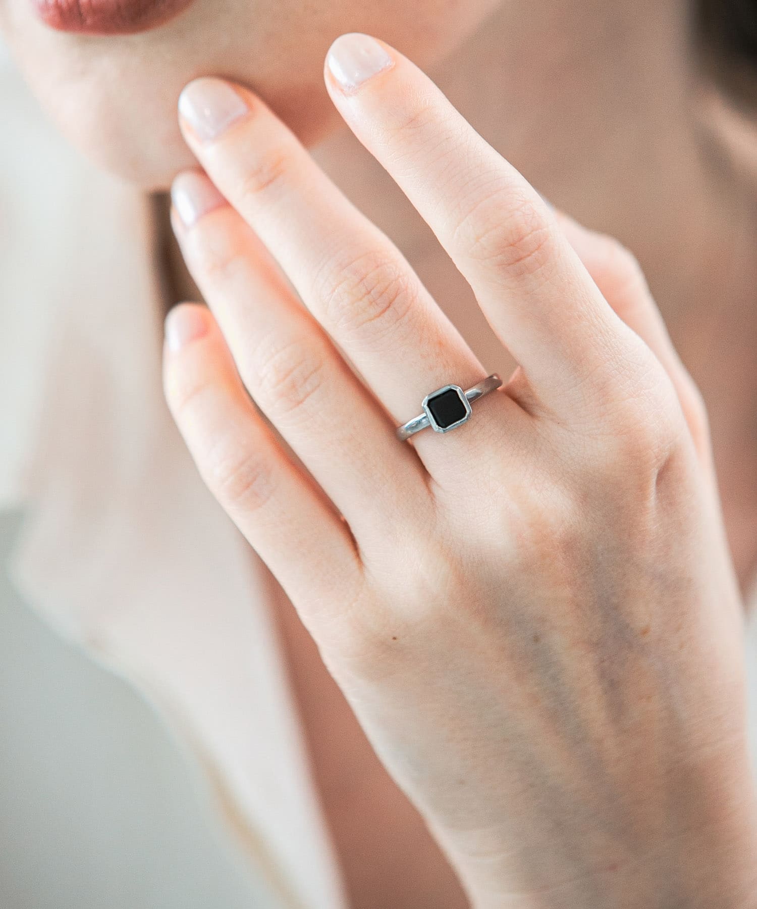 decor『デコール』　石のリング オニキス