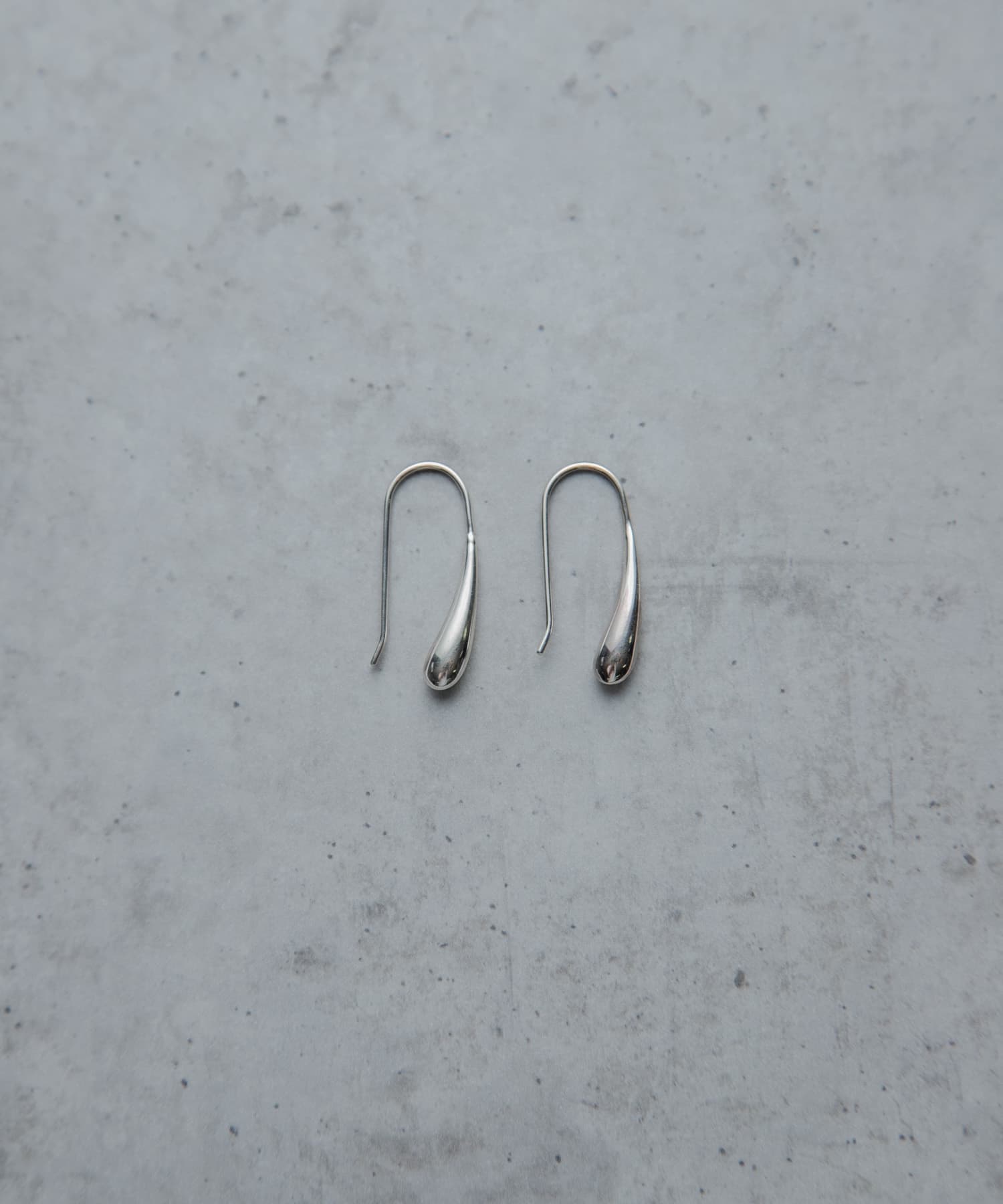 decor『デコール』　DropHook Pierce SILVER -