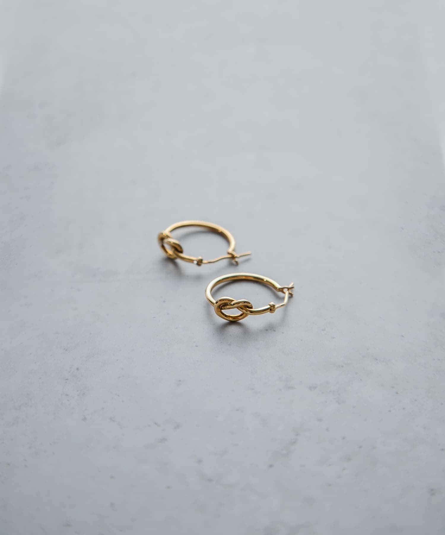 decor『デコール』　Ribbon Pierce L GOLD -