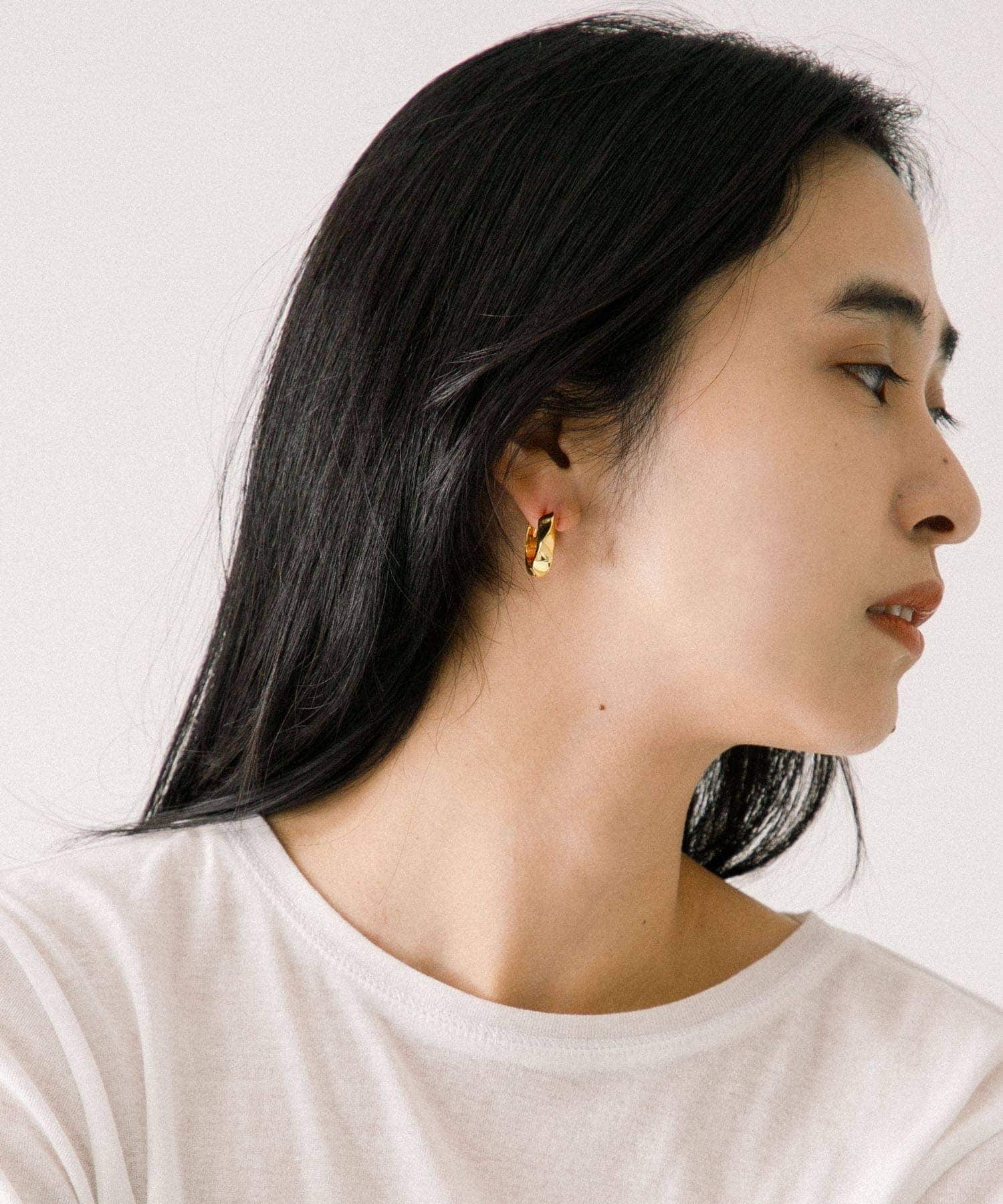 decor『デコール』　Twist Pierce L GOLD -