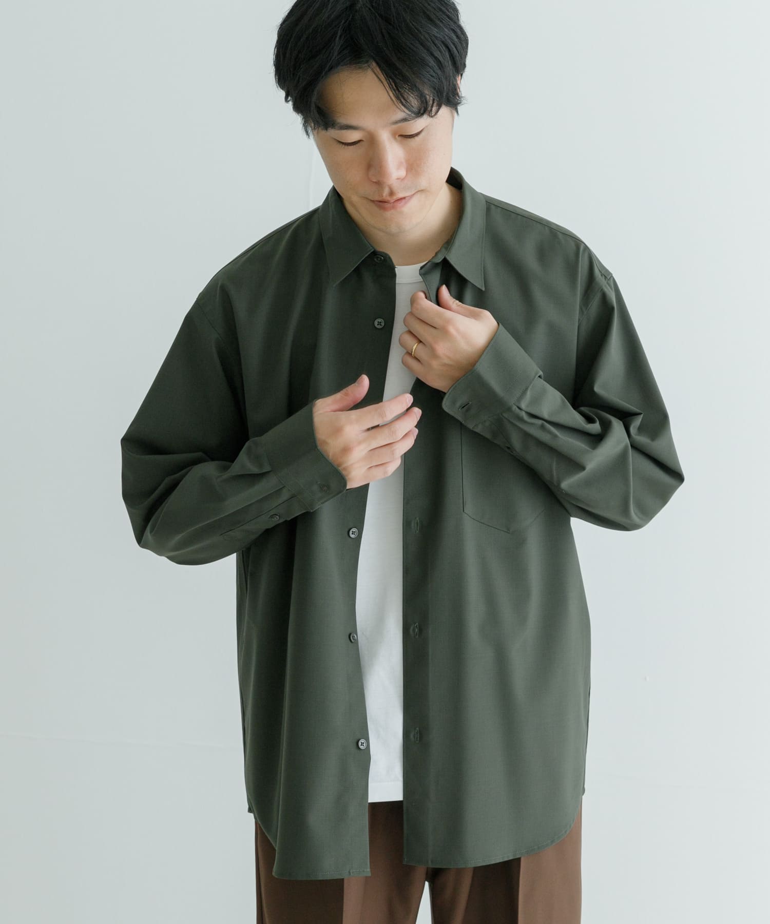KHAKI