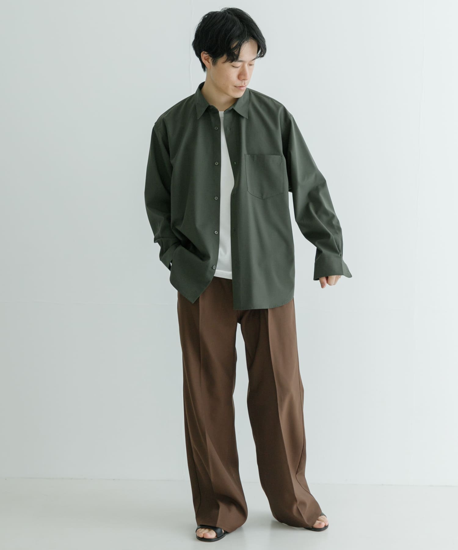KHAKI