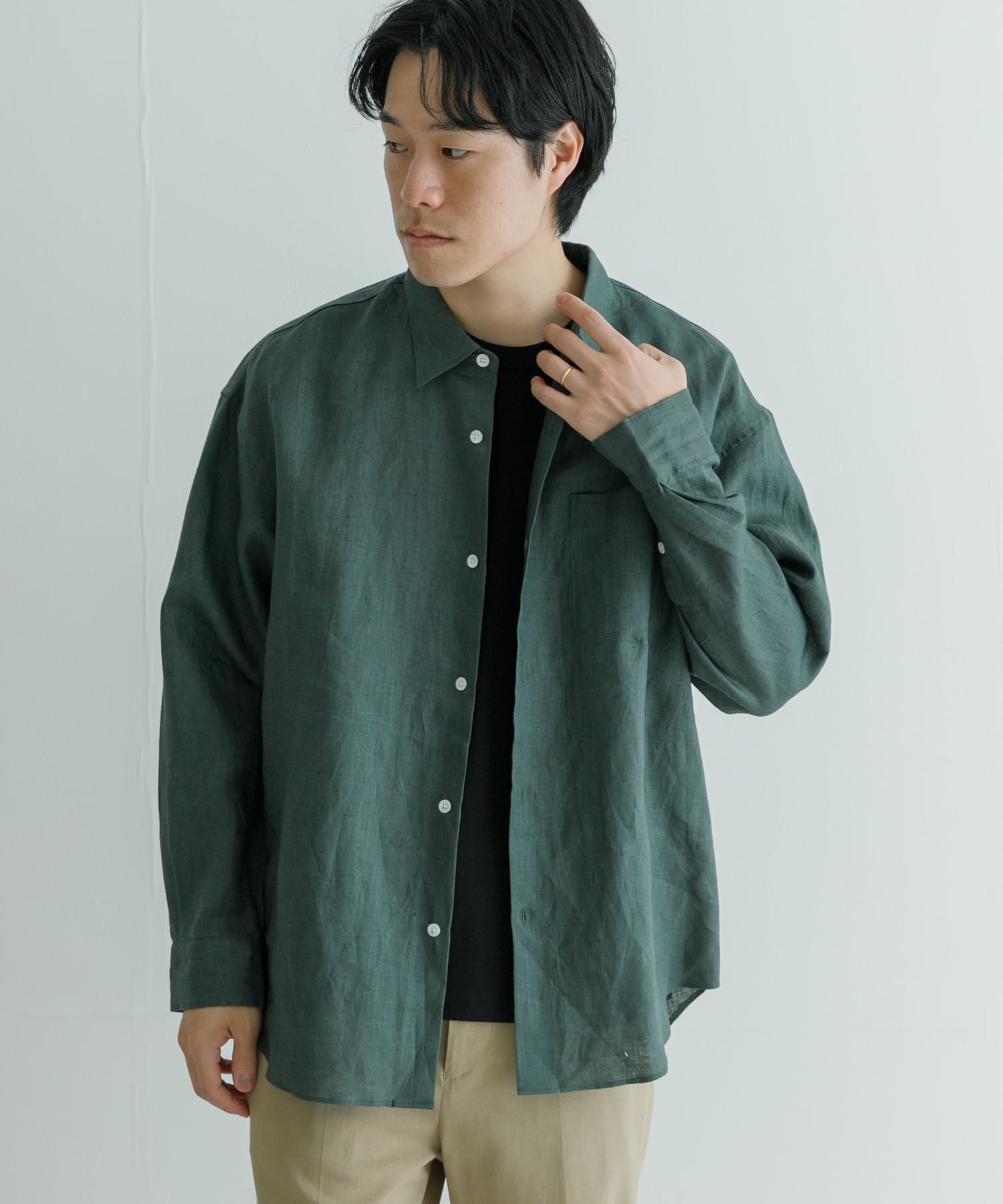 GREEN