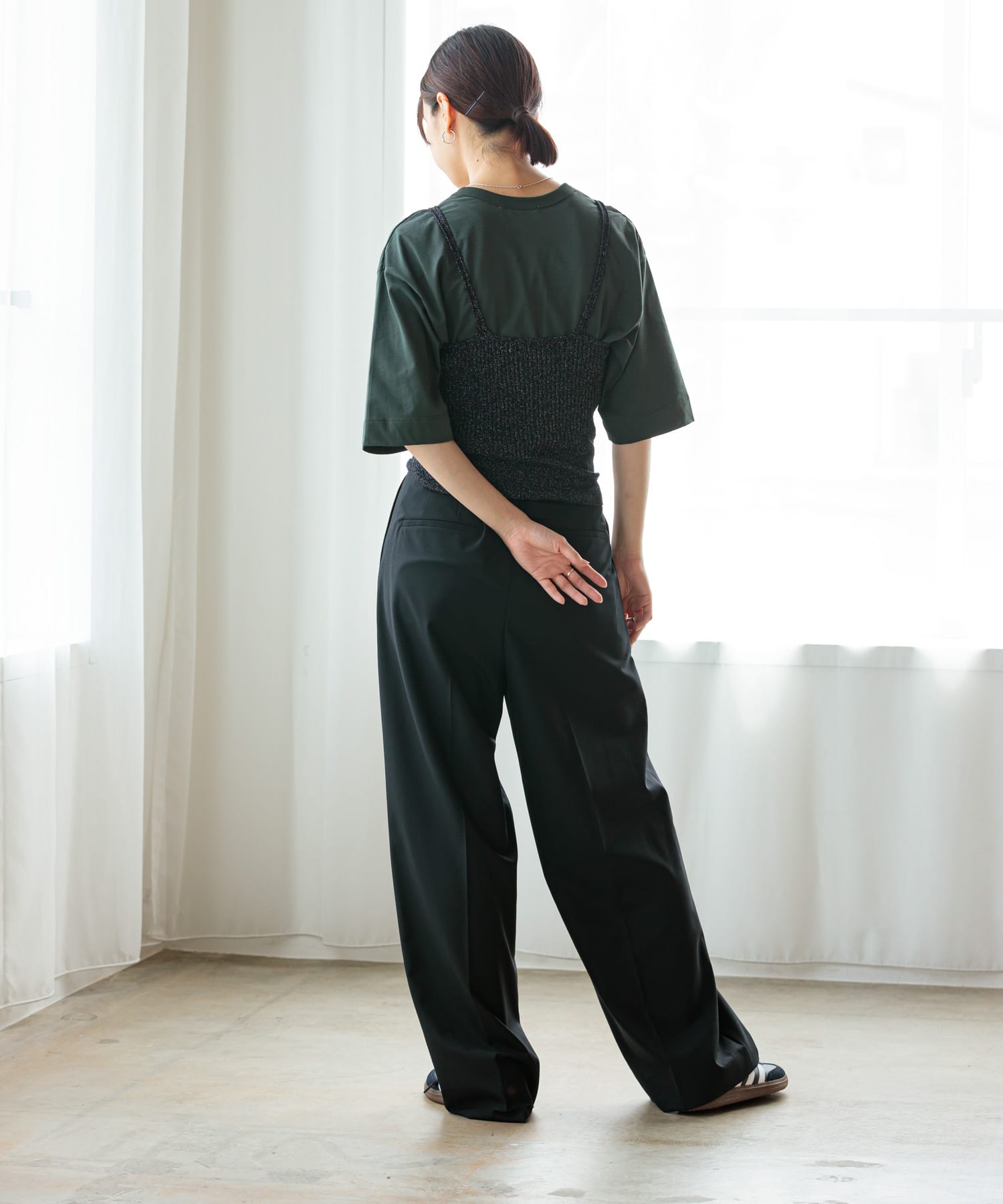 KHAKI