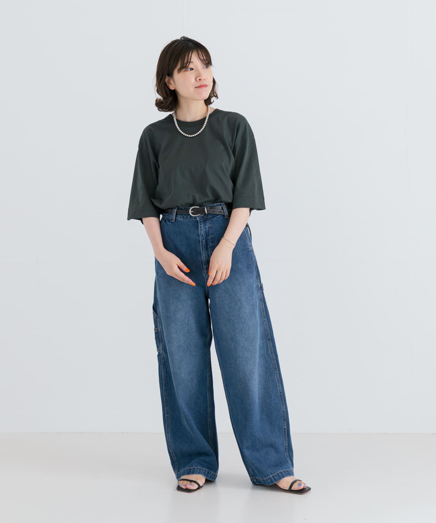 KHAKI