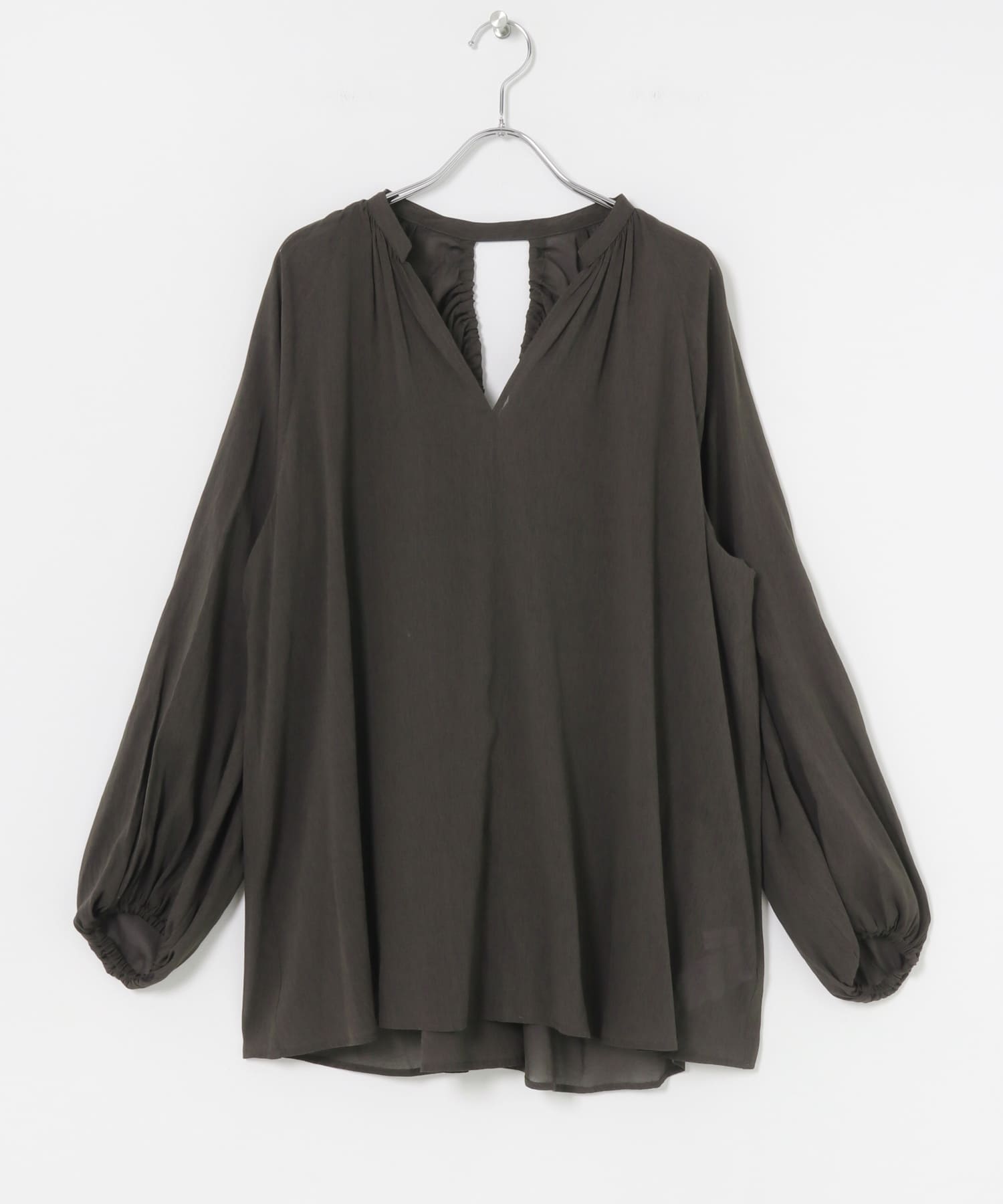 シアードロストギャザーブラウス CHARCOAL FREE