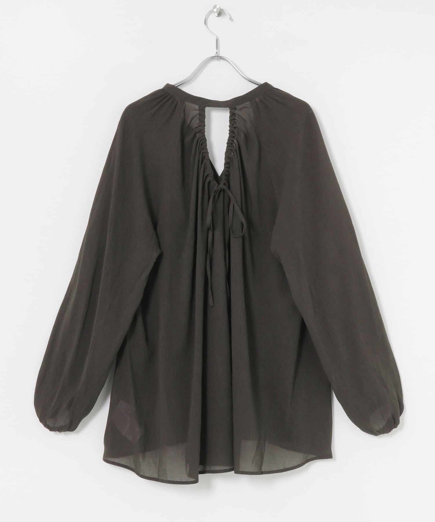 シアードロストギャザーブラウス CHARCOAL FREE