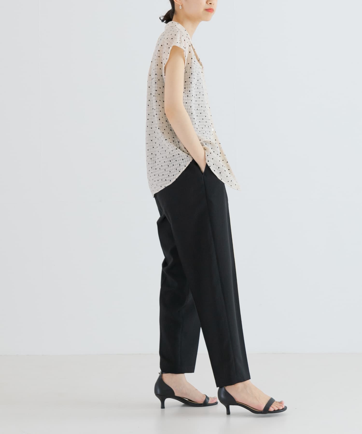 身長：161cm サイズ：38