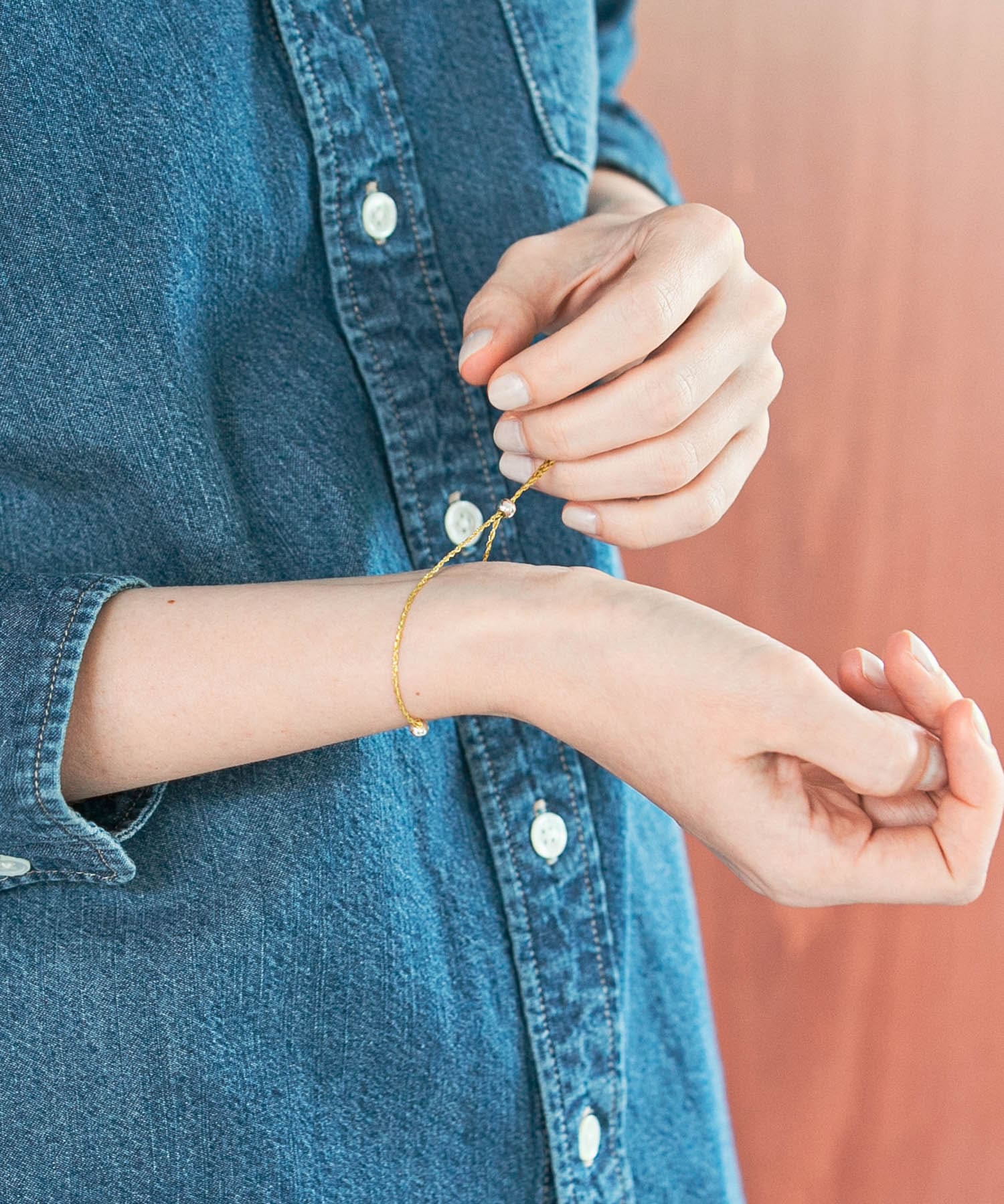 decor『デコール』　String Bracelet YELLOW -