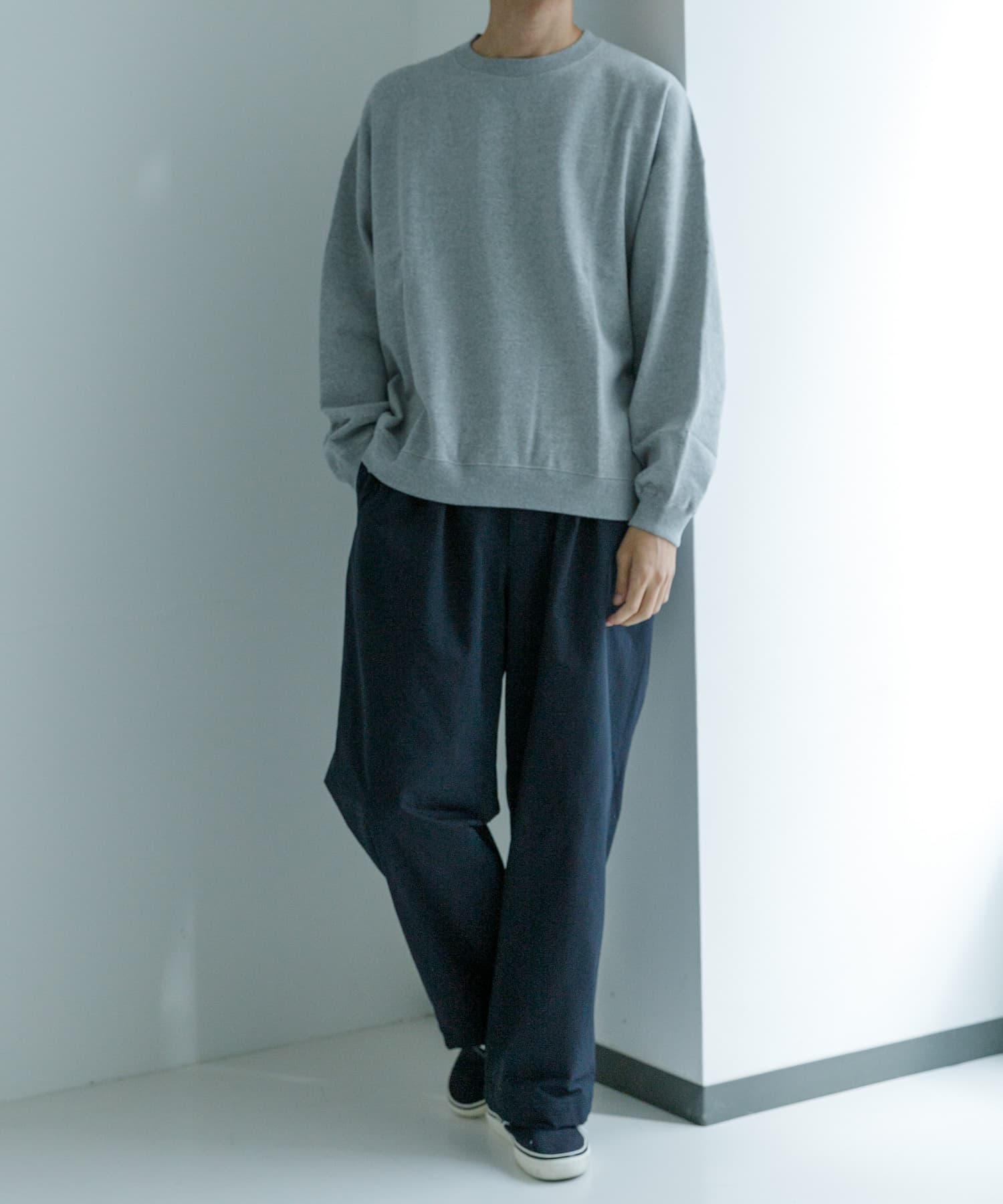GRAY H