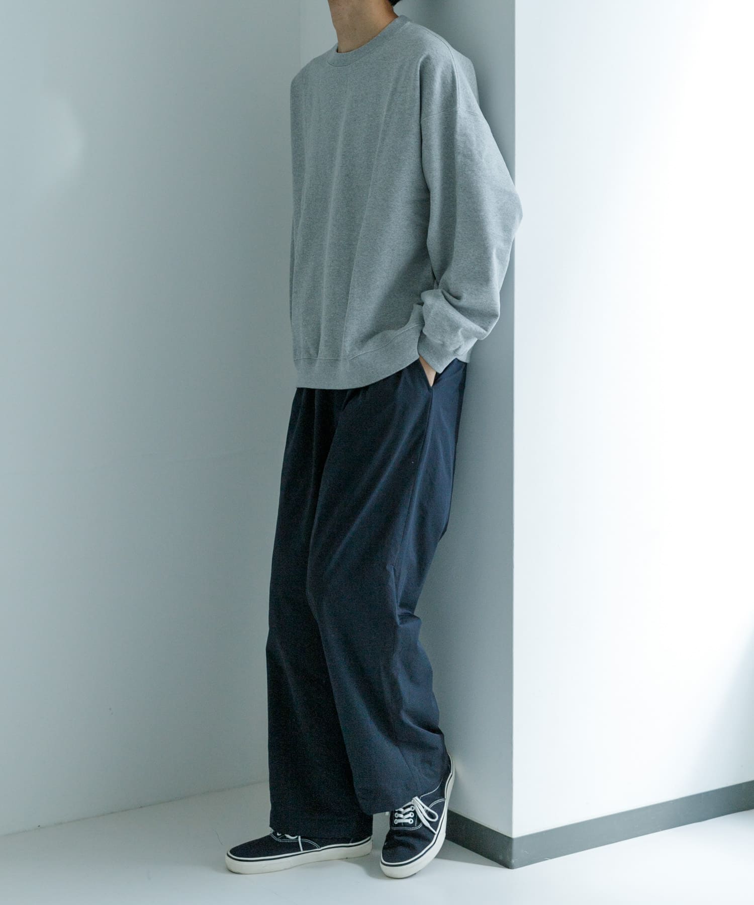 GRAY H