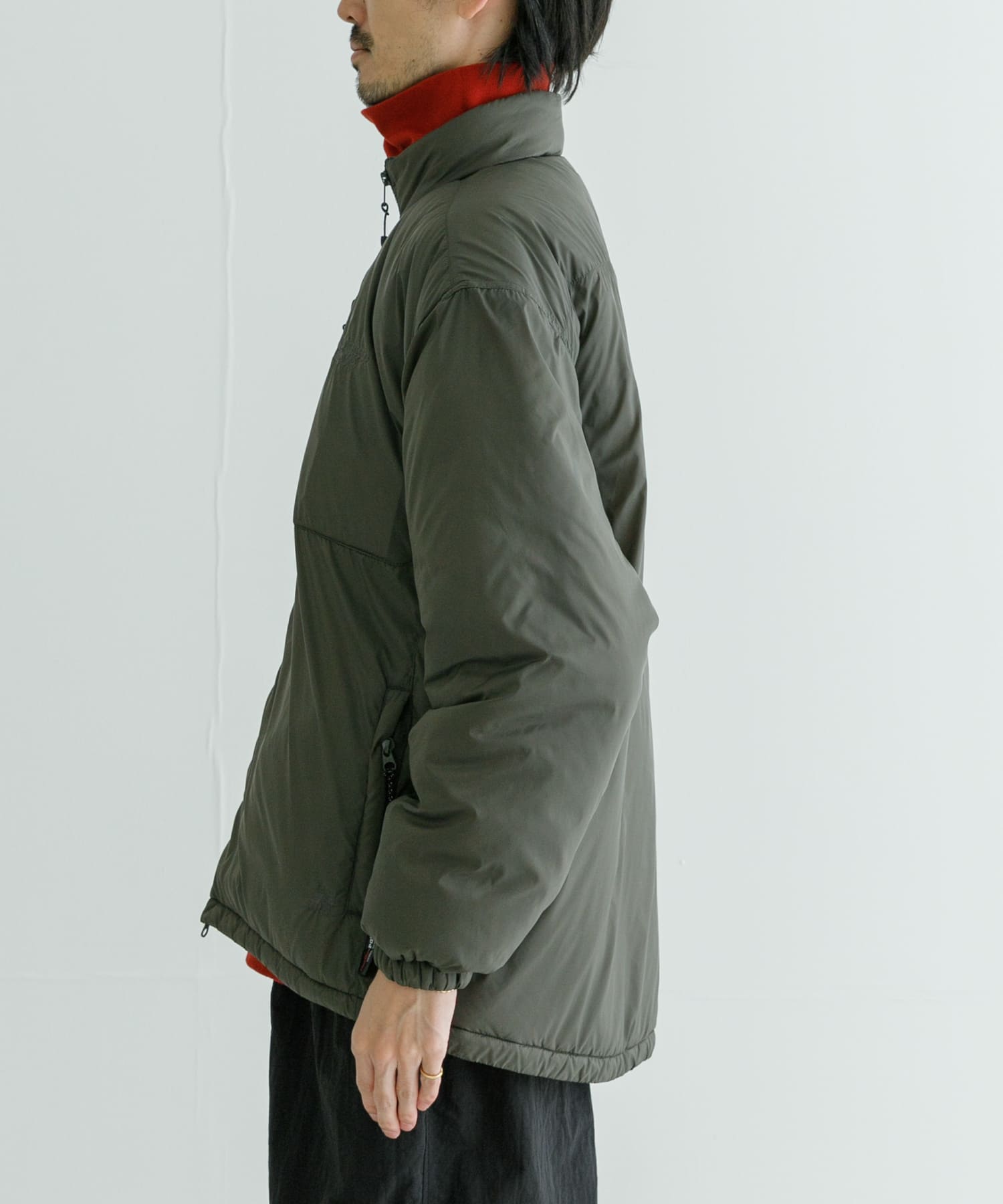 KHAKI
