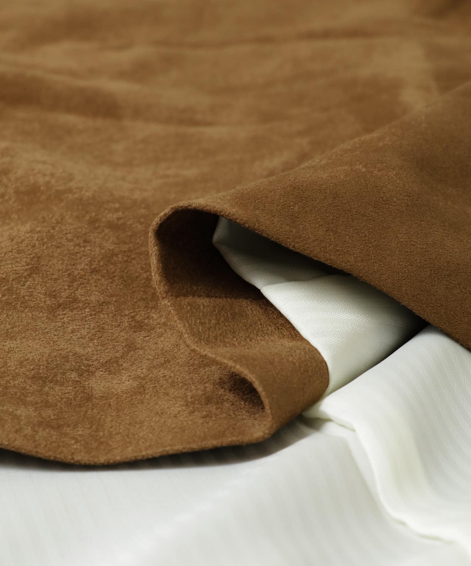 スウェードライクジレ CAMEL FREE