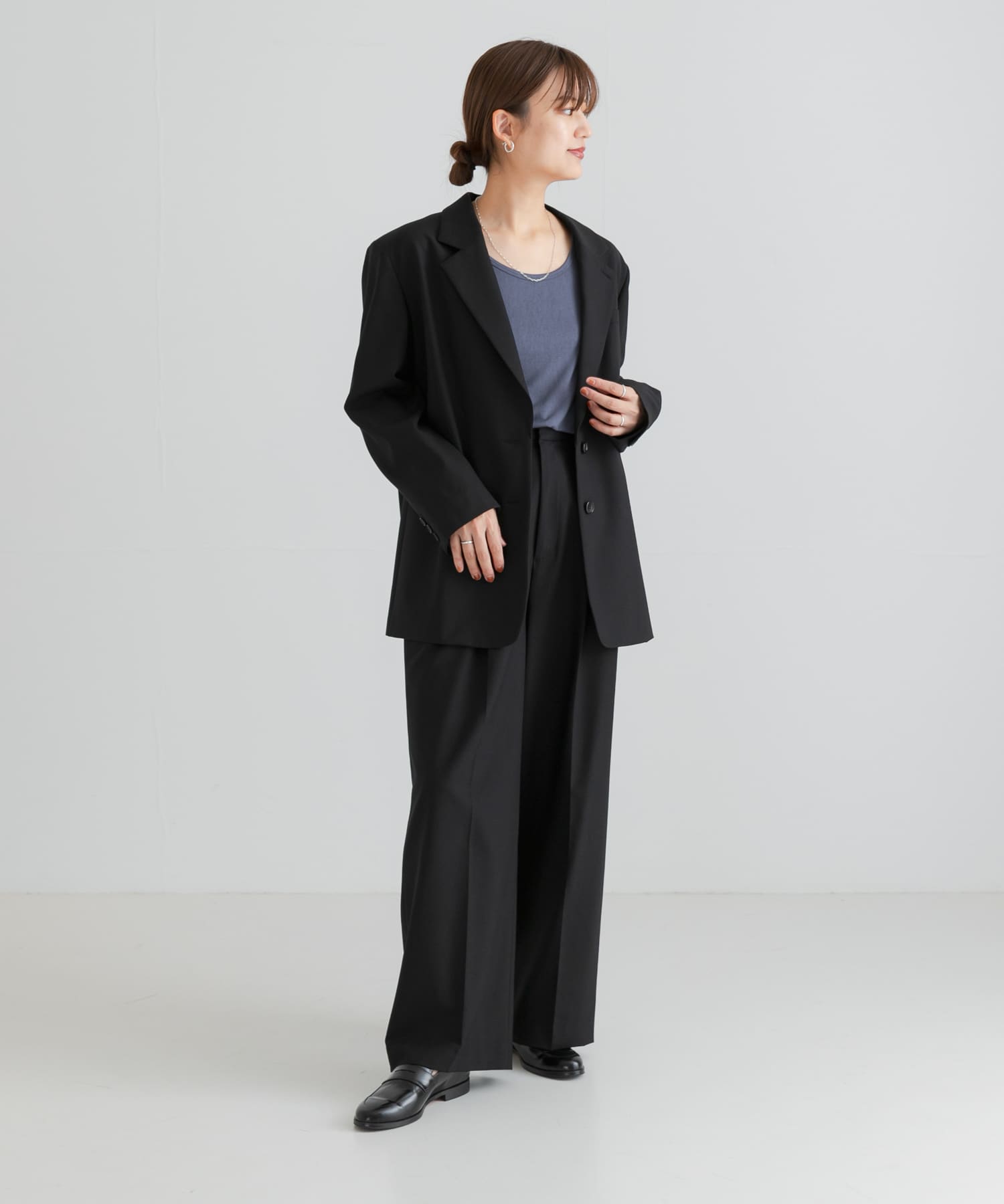 身長：163cm サイズ：38