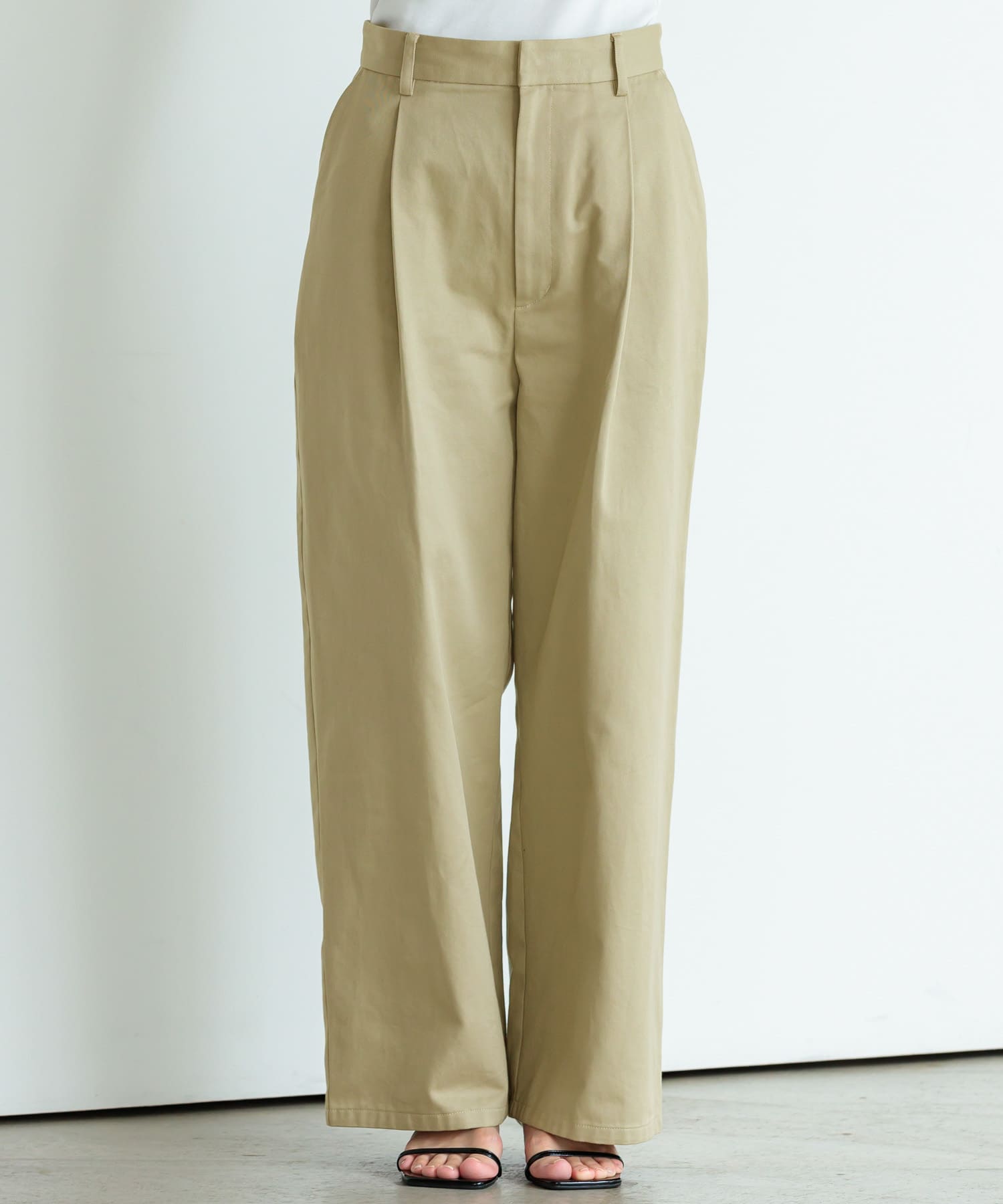 身長：161cm サイズ：38